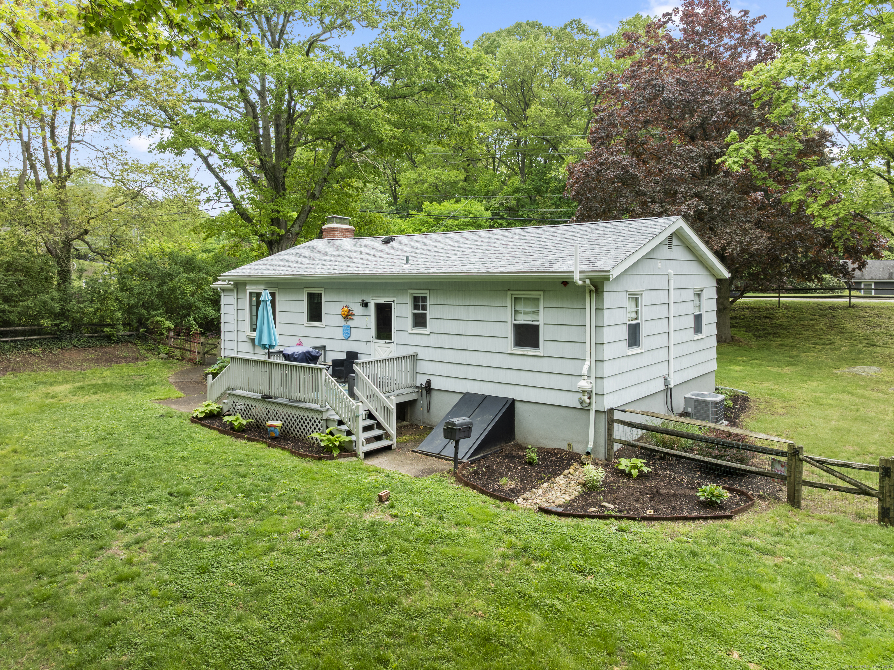 52 Pine Orchard Road