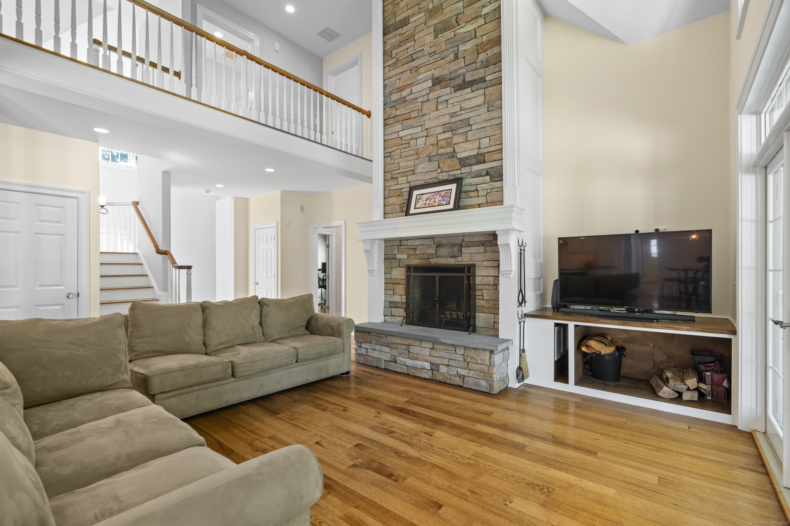 140 Podunk Road