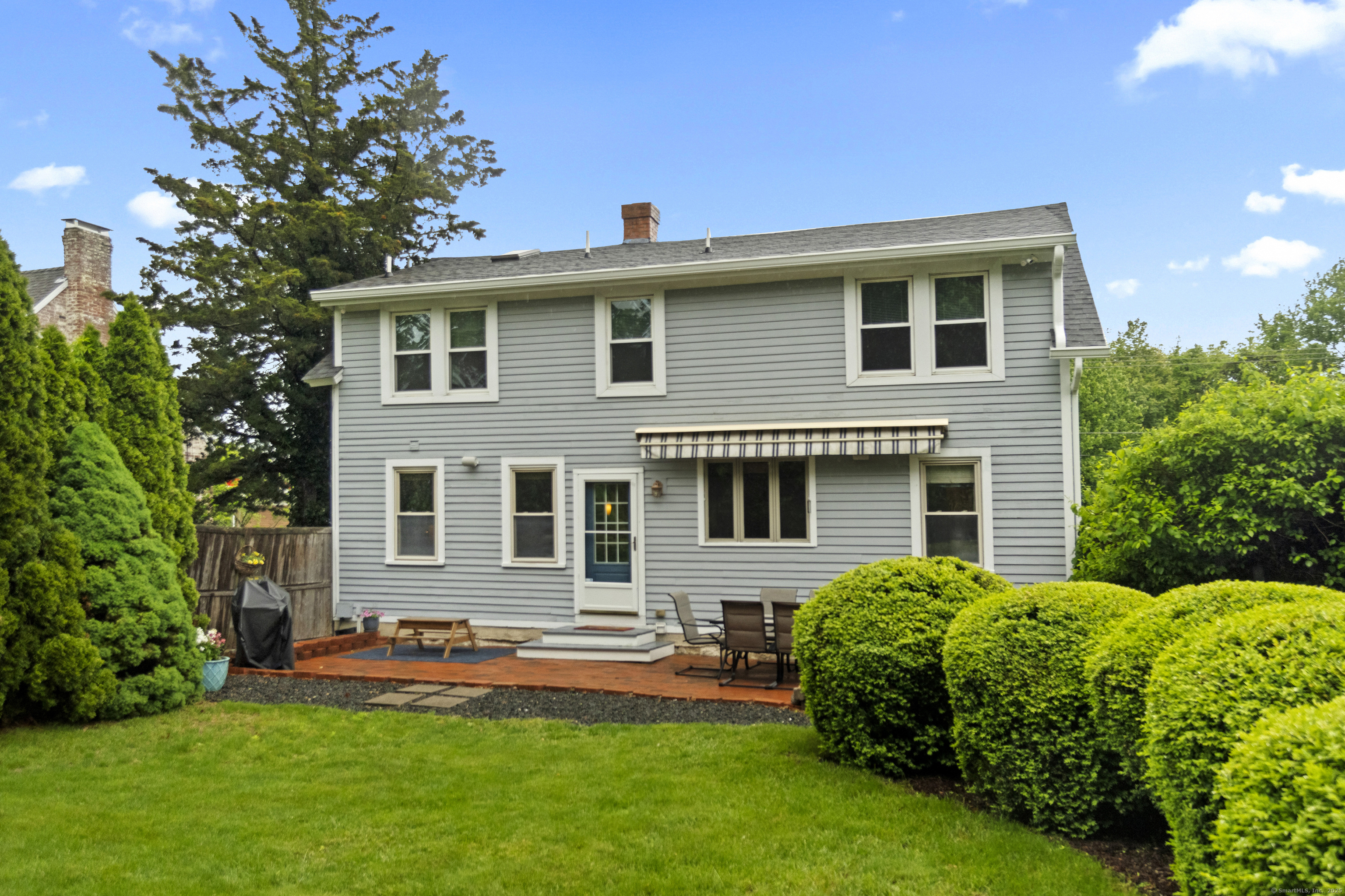 9 Grove Street