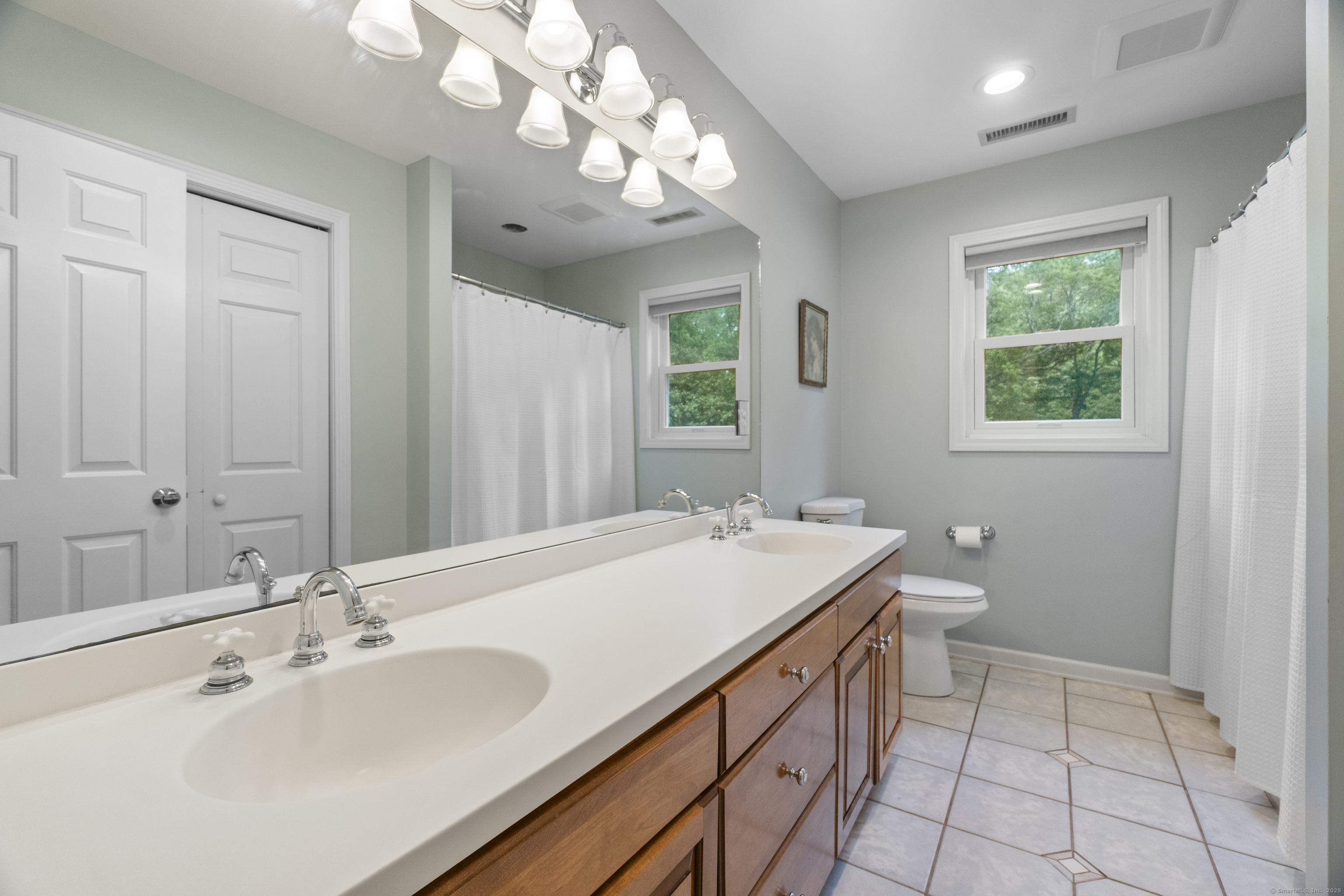 28 Indian Trail