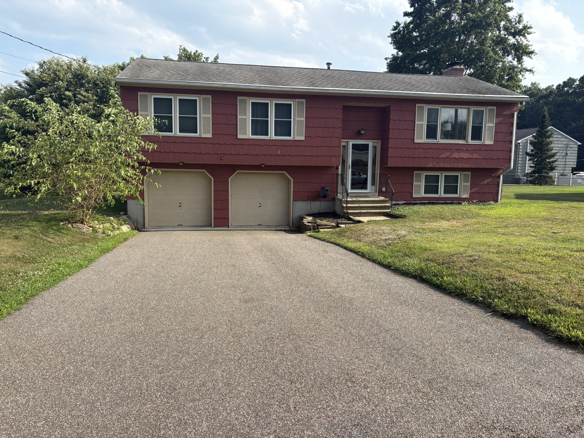 34 Kelly Crest Road