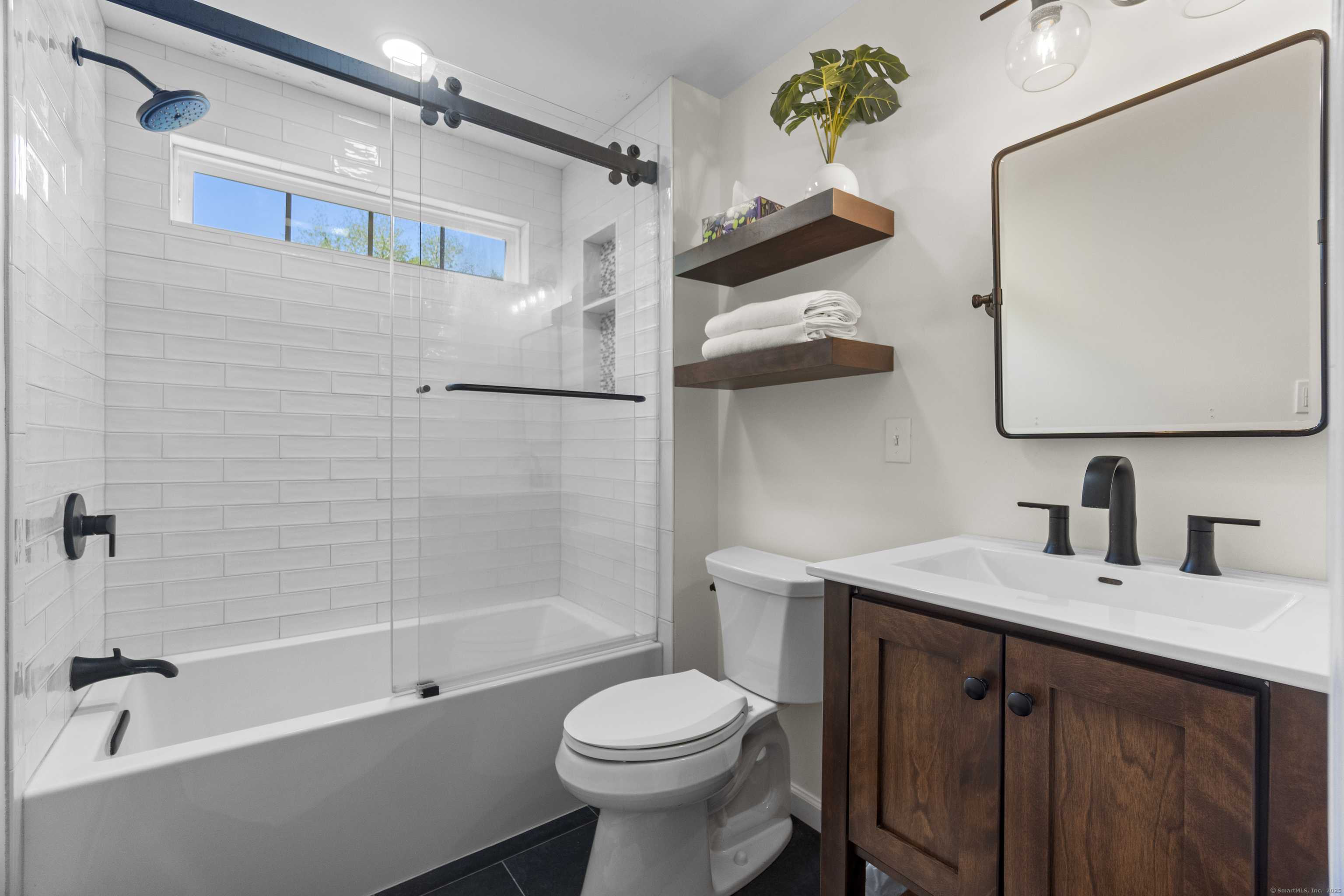 241 Hunters Trail