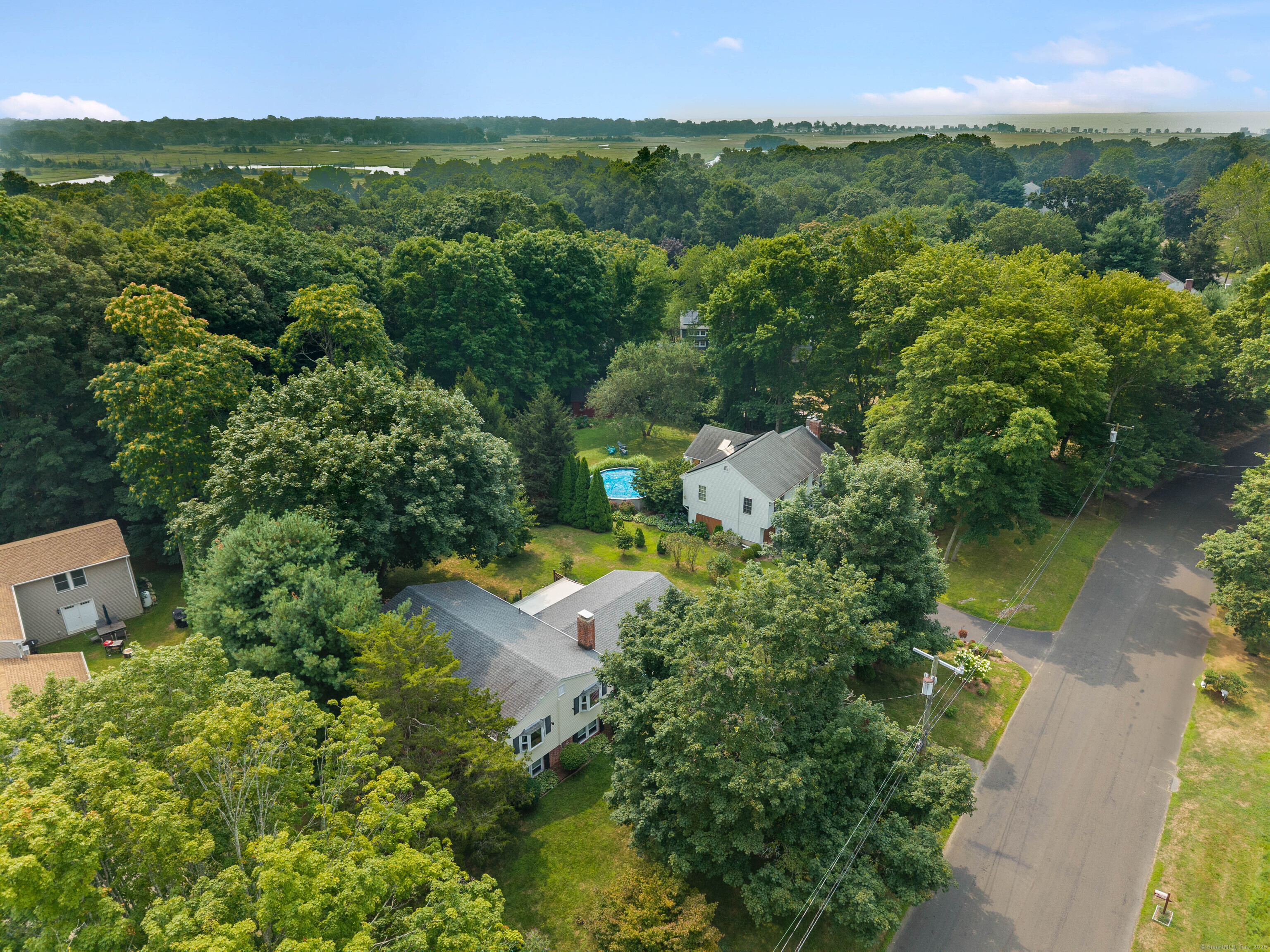 8 Horseshoe Road