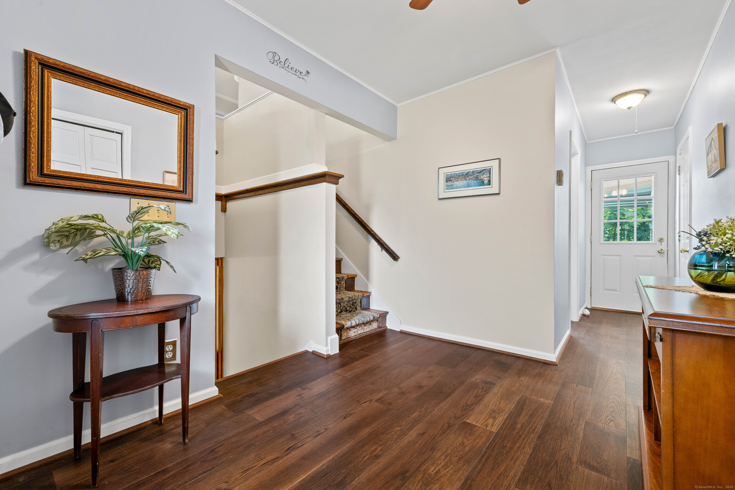 8 Horseshoe Road