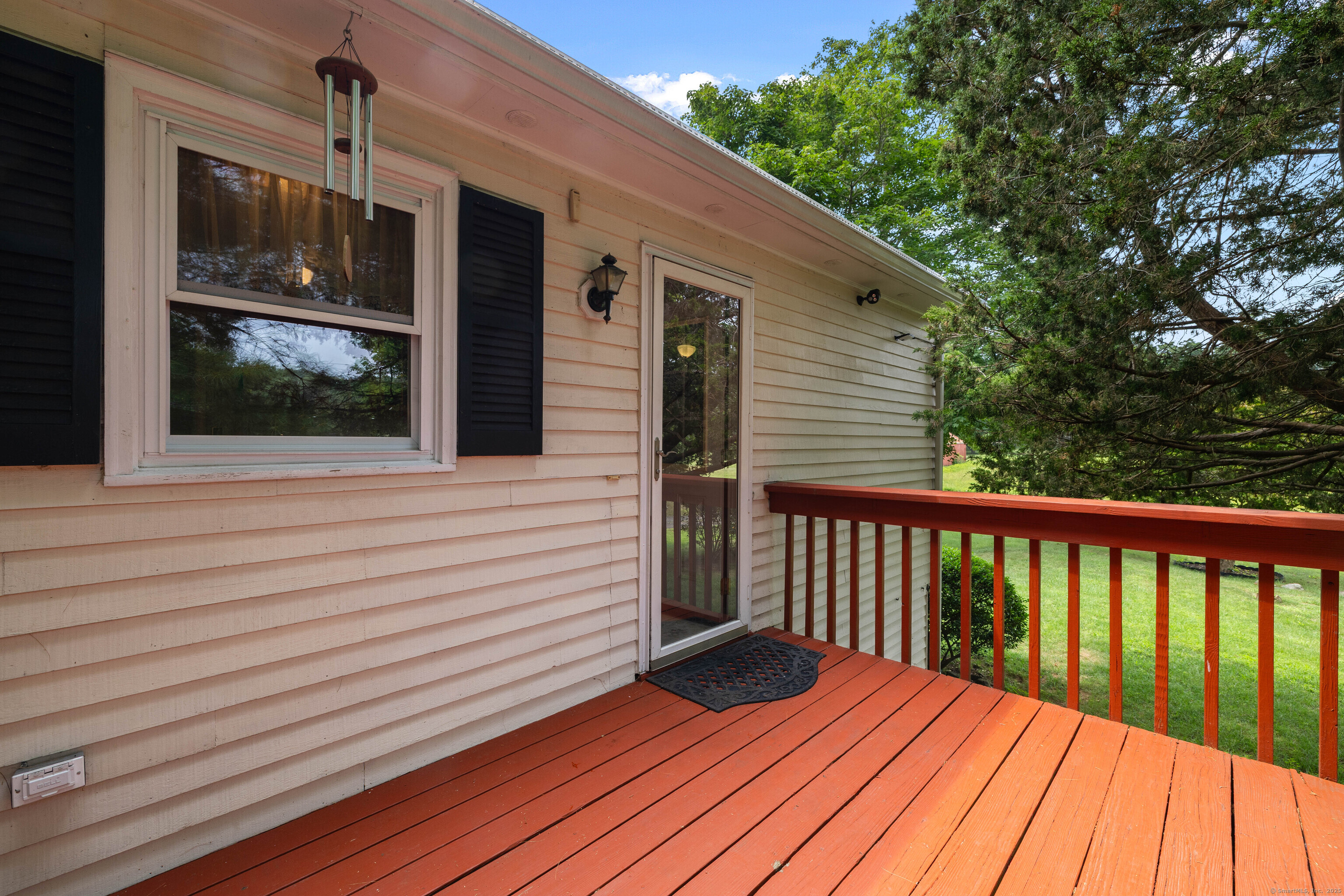 8 Horseshoe Road