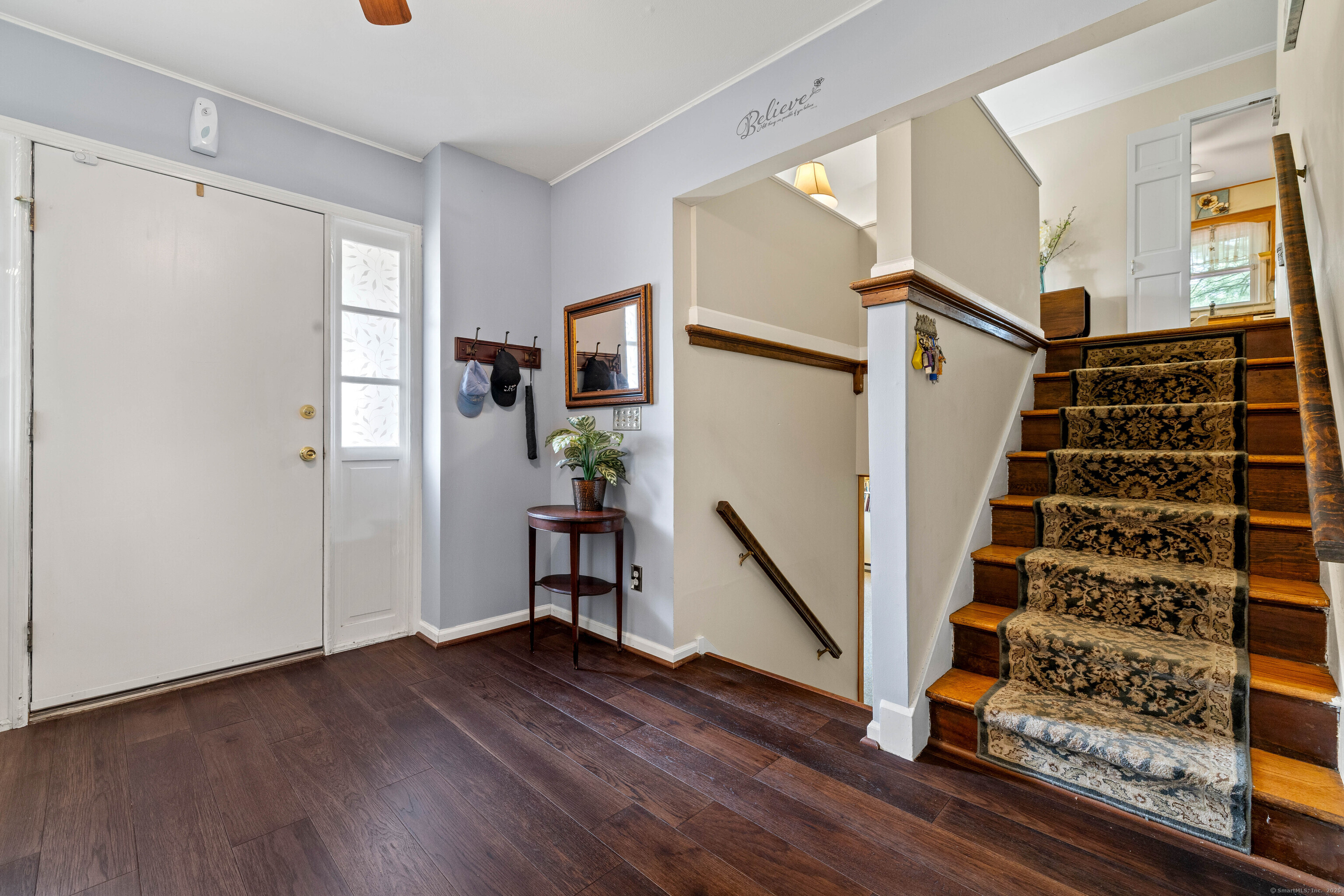8 Horseshoe Road