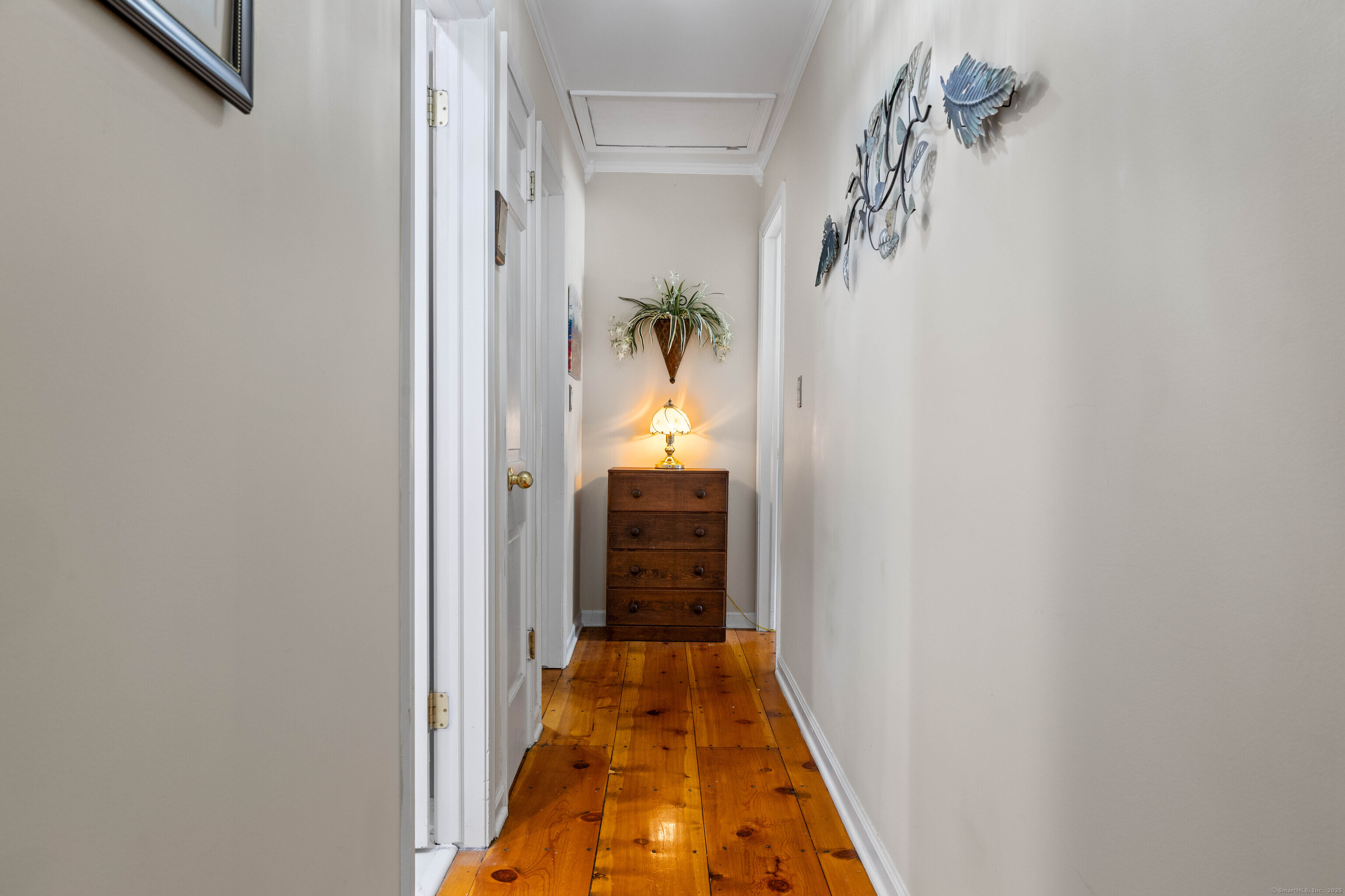 8 Horseshoe Road