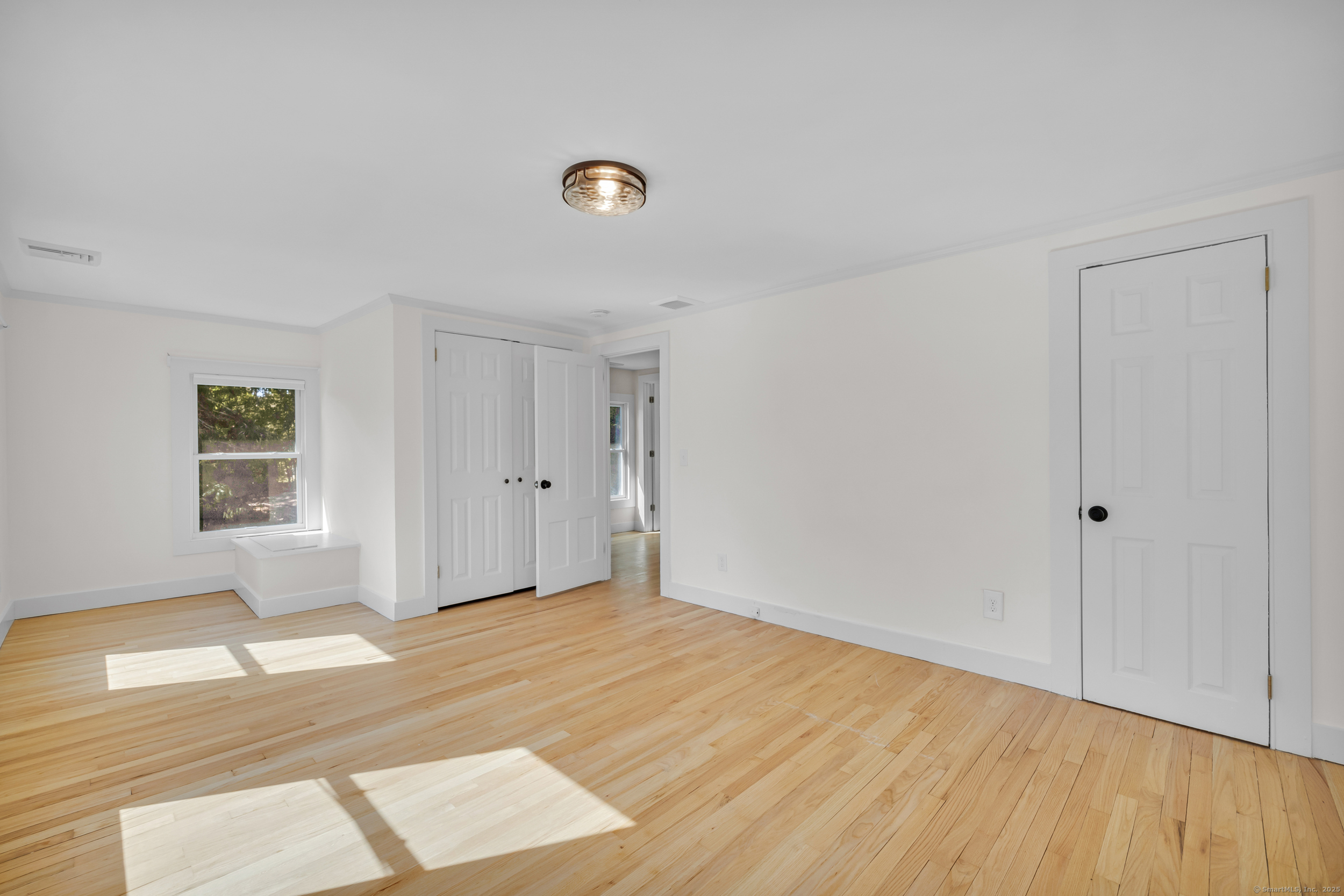 99 Horse Pond Road