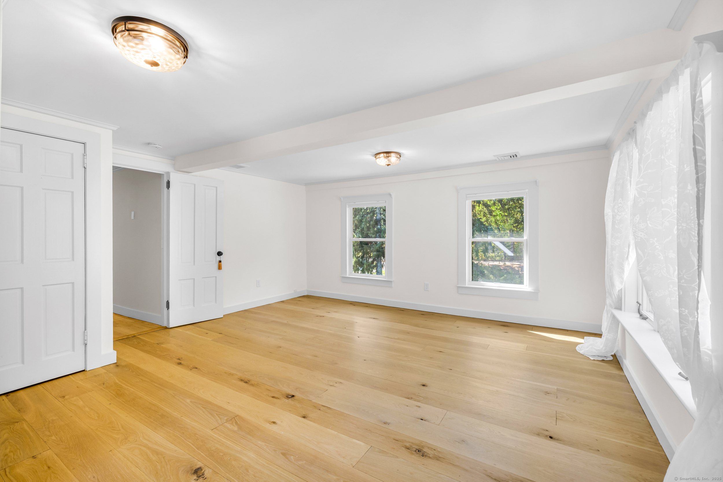 99 Horse Pond Road