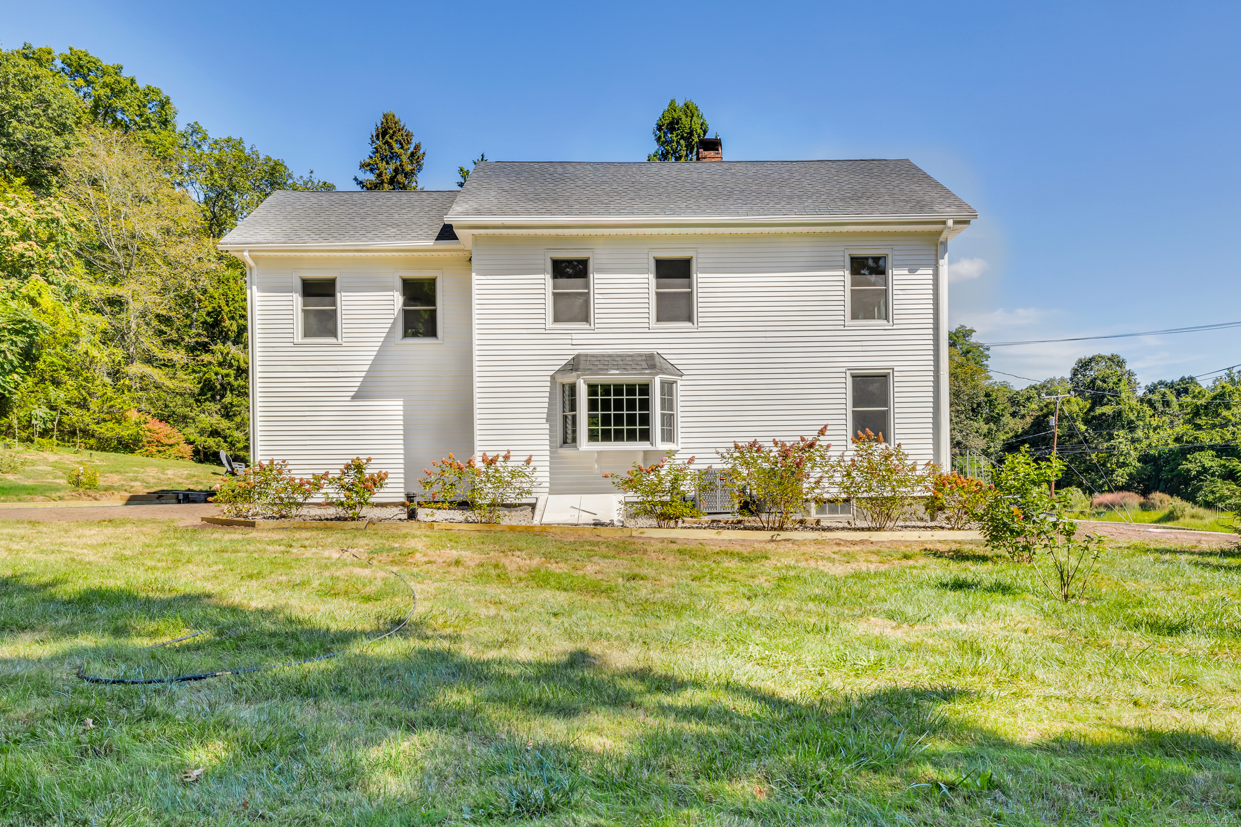 99 Horse Pond Road