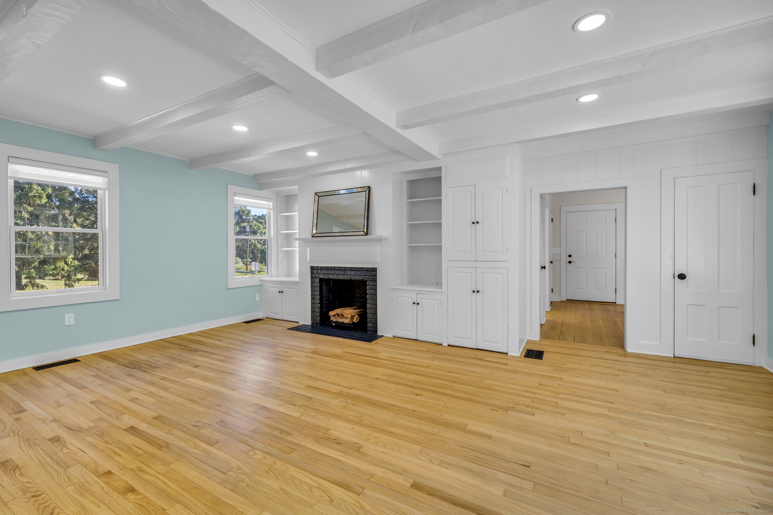 99 Horse Pond Road