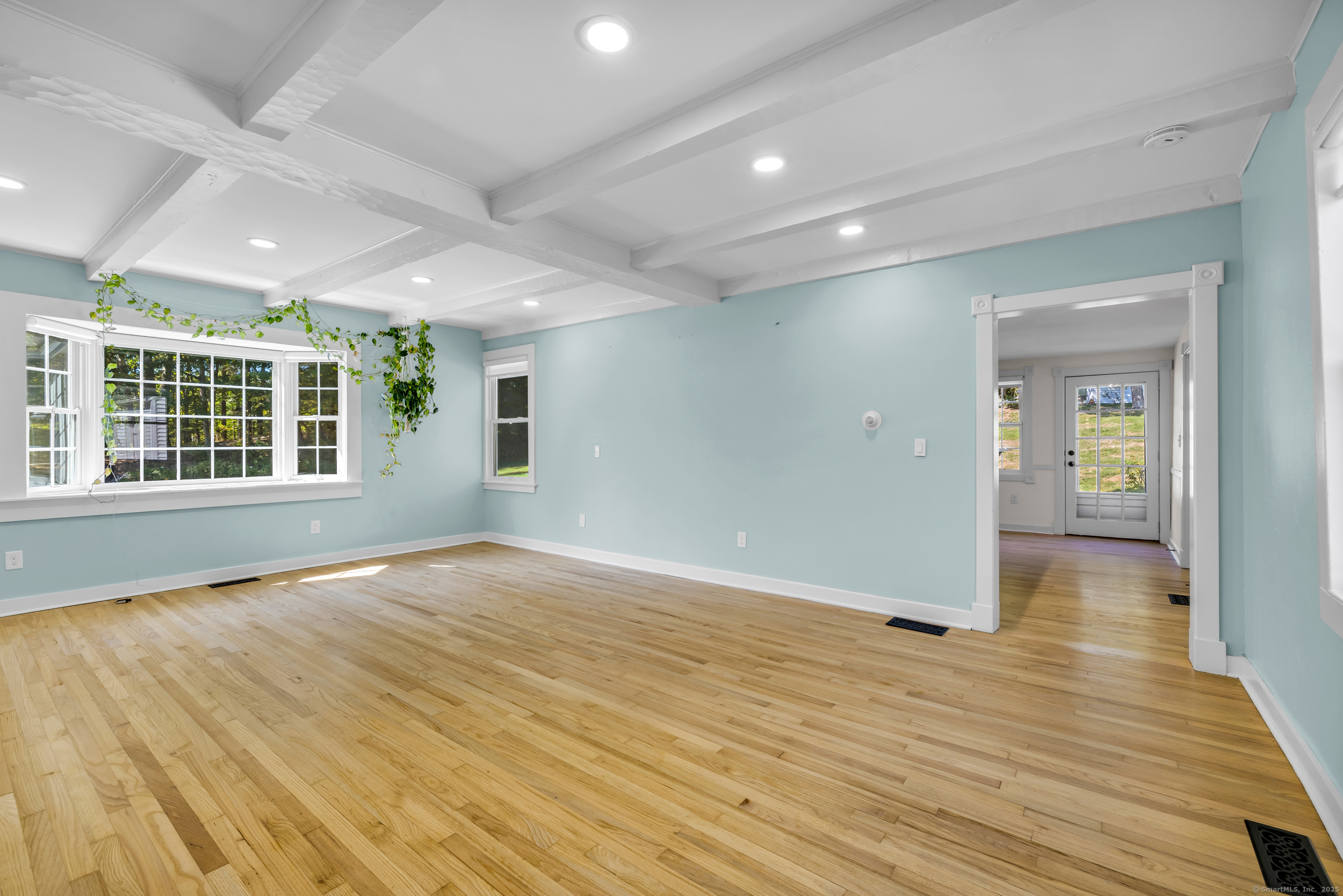 99 Horse Pond Road