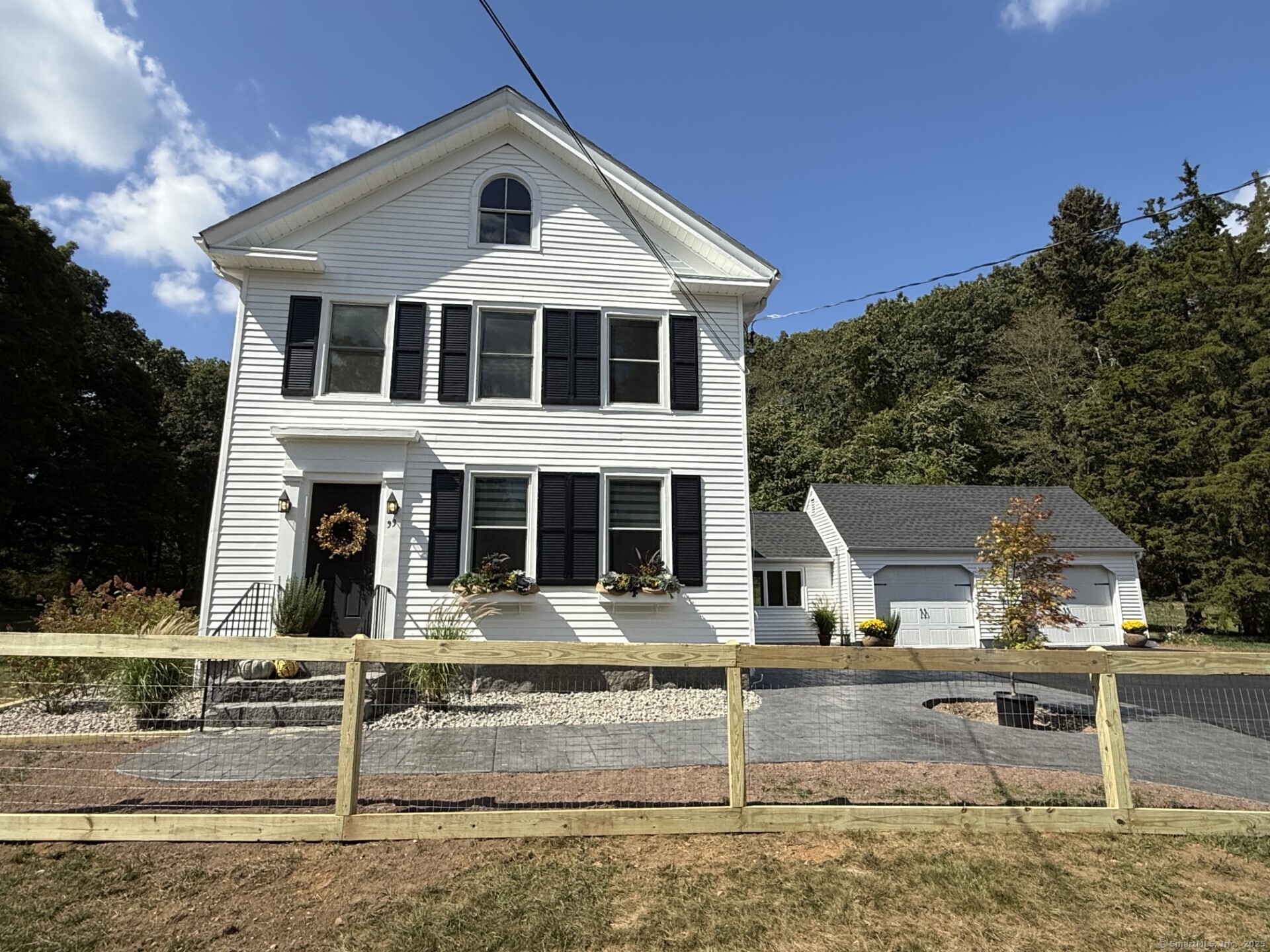 99 Horse Pond Road