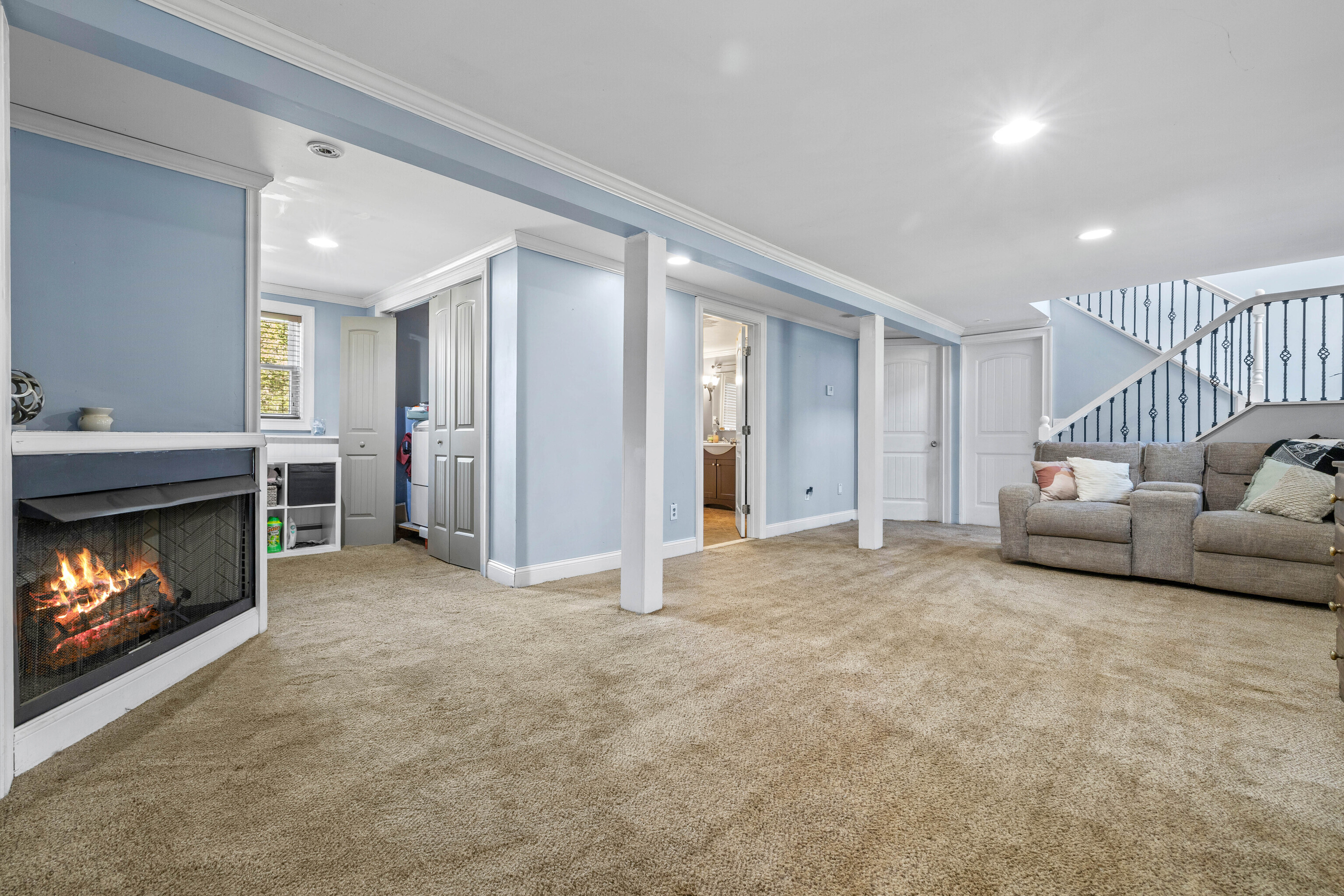 4 Van Dyke Lane
