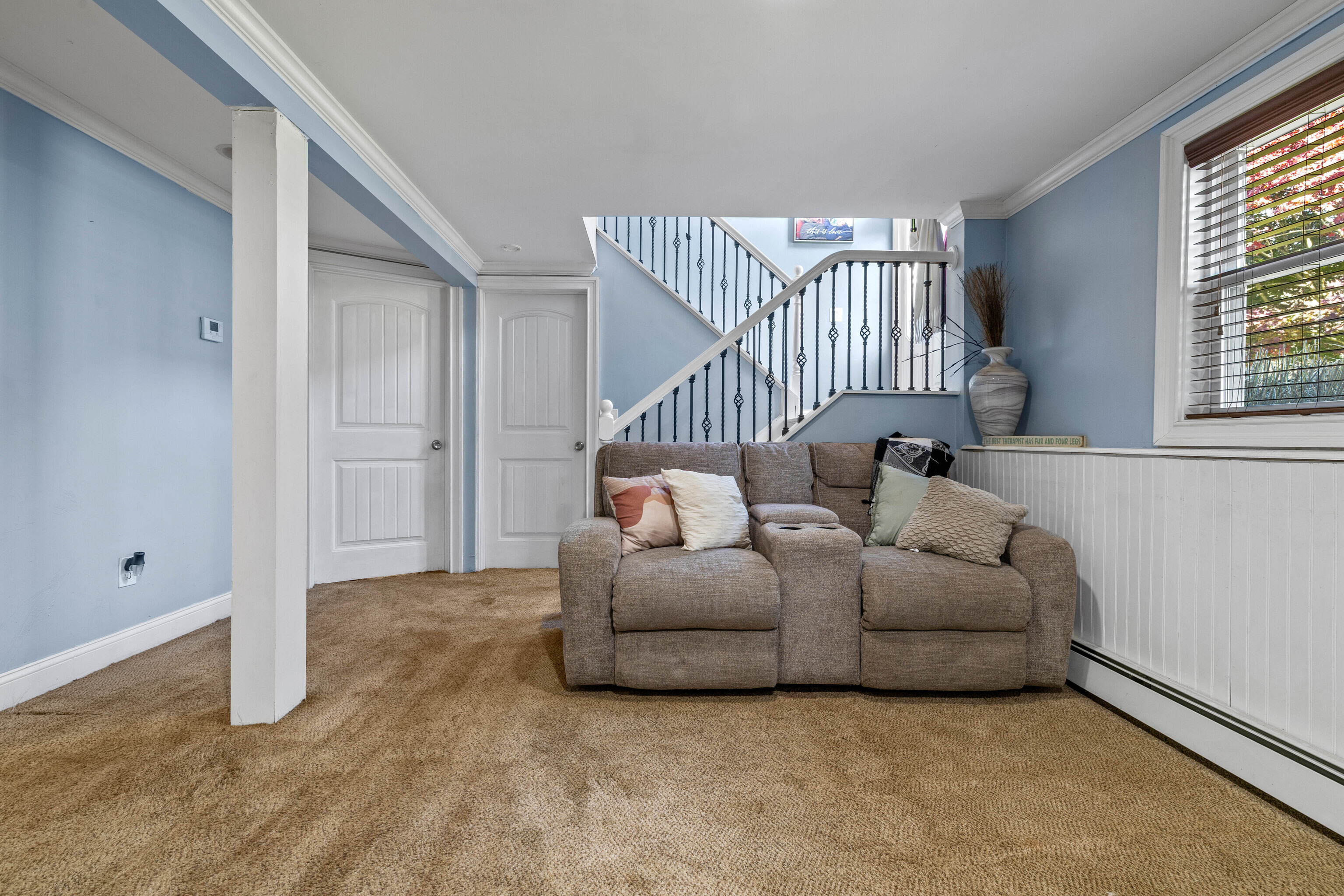 4 Van Dyke Lane