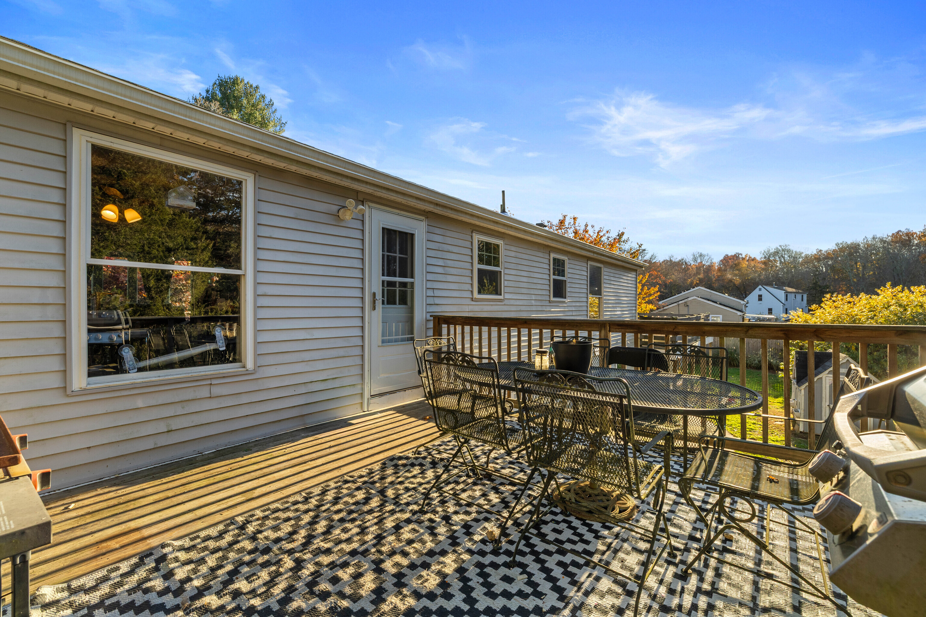 4 Van Dyke Lane