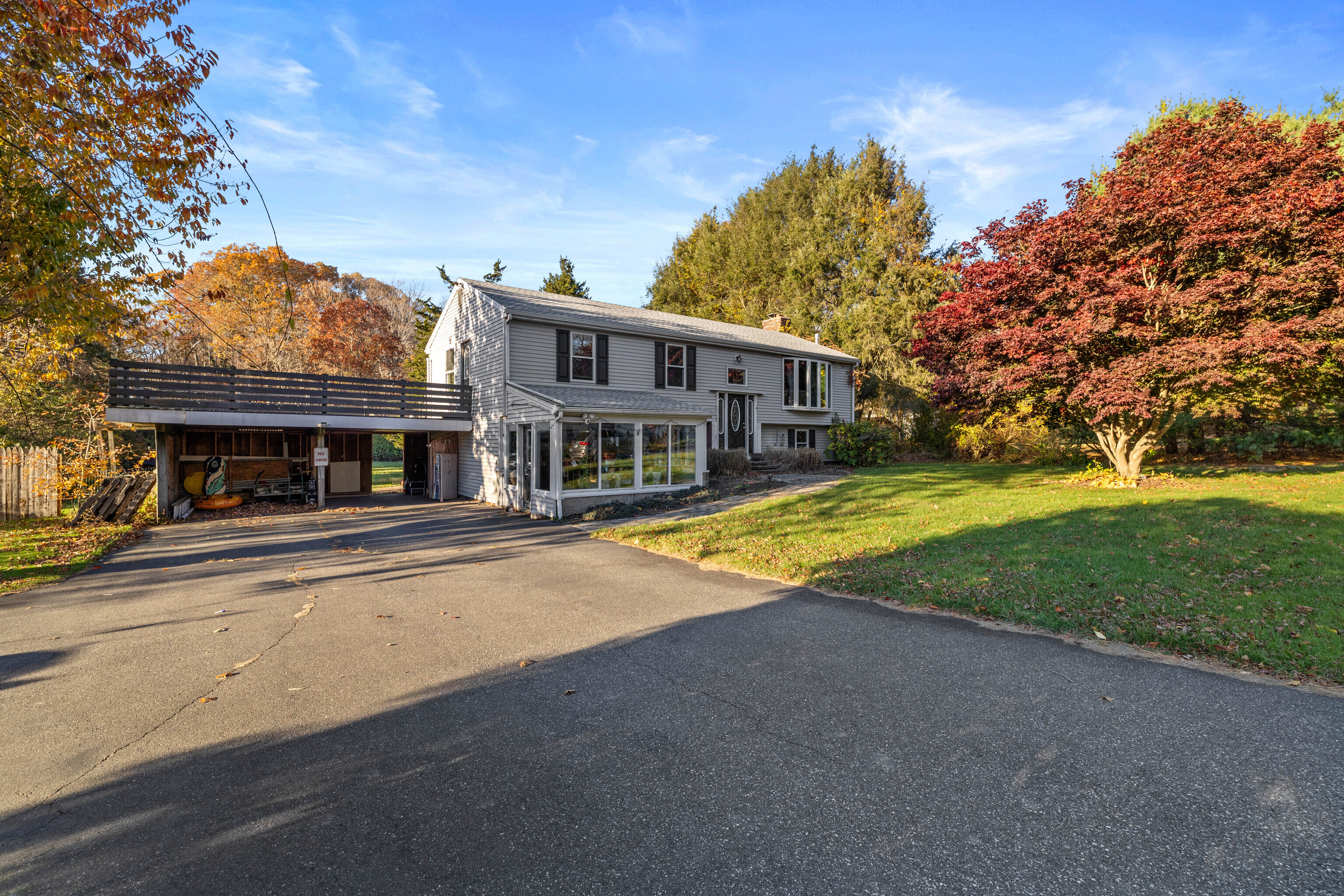 4 Van Dyke Lane