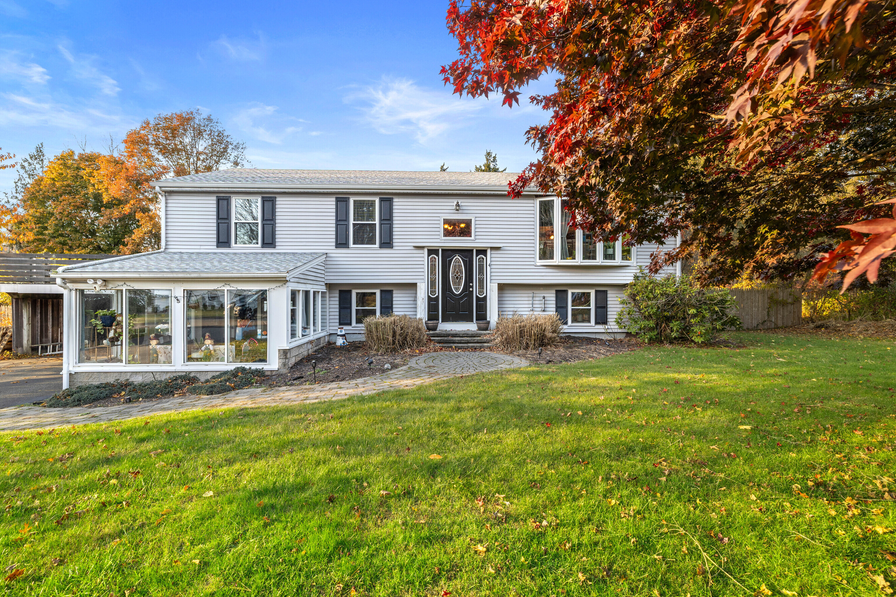 4 Van Dyke Lane