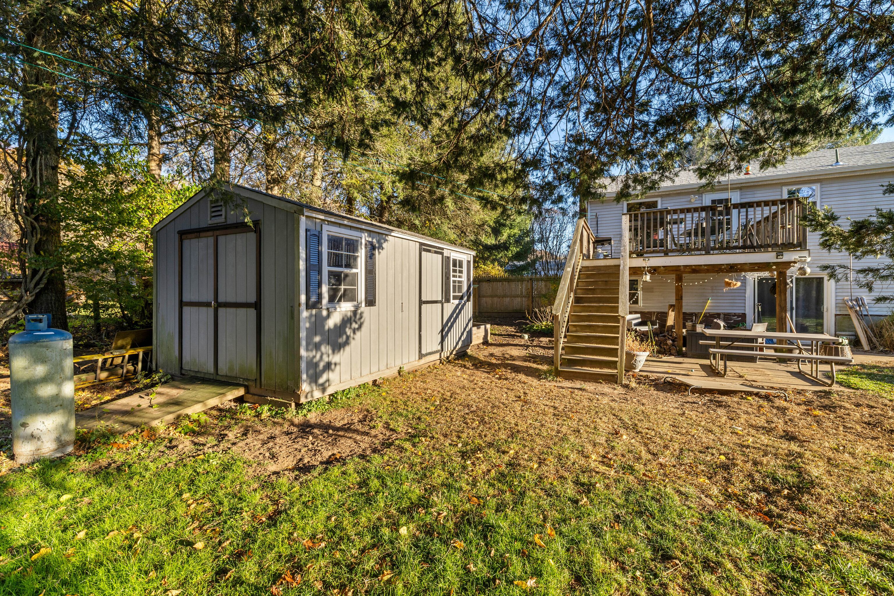 4 Van Dyke Lane