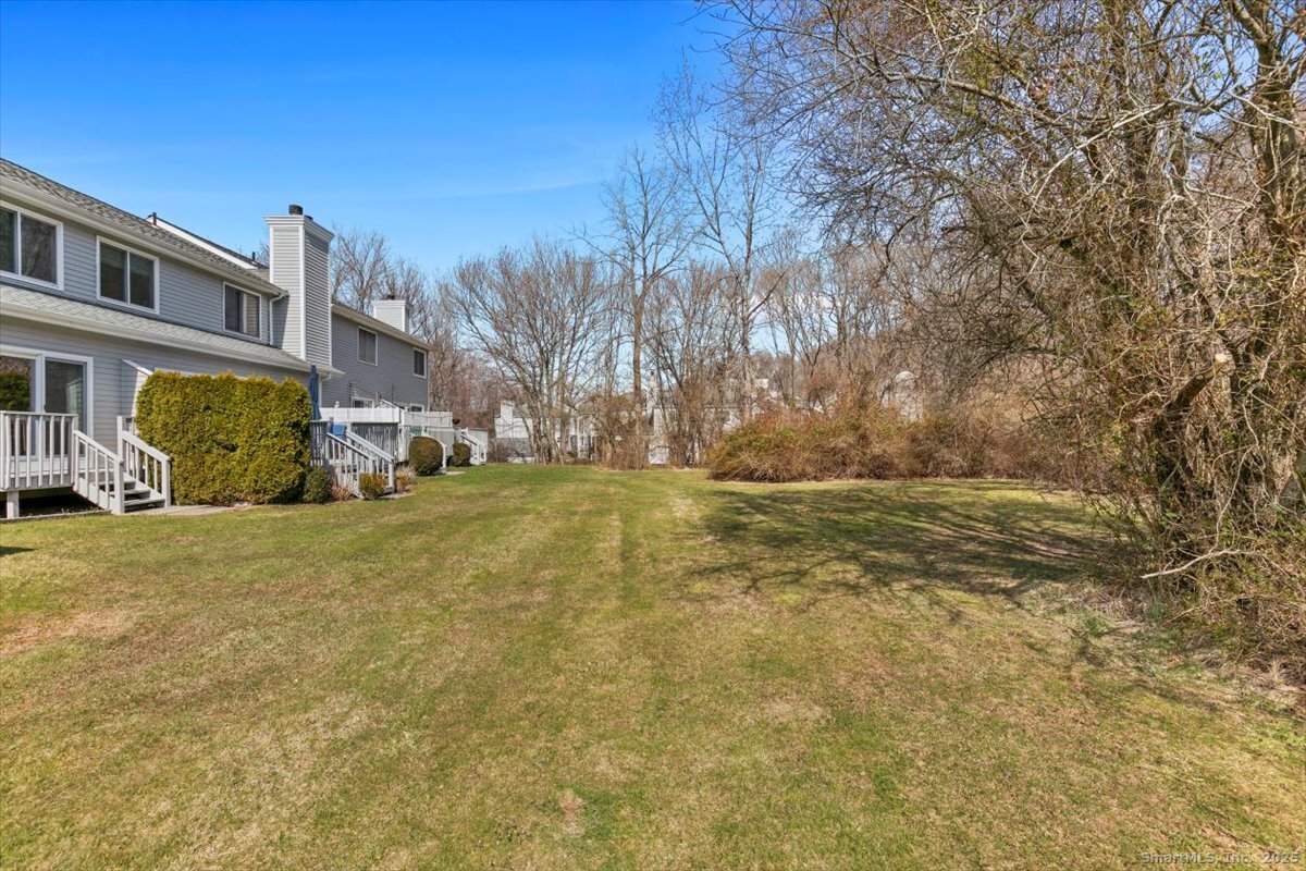 372 Old Rock Road 372