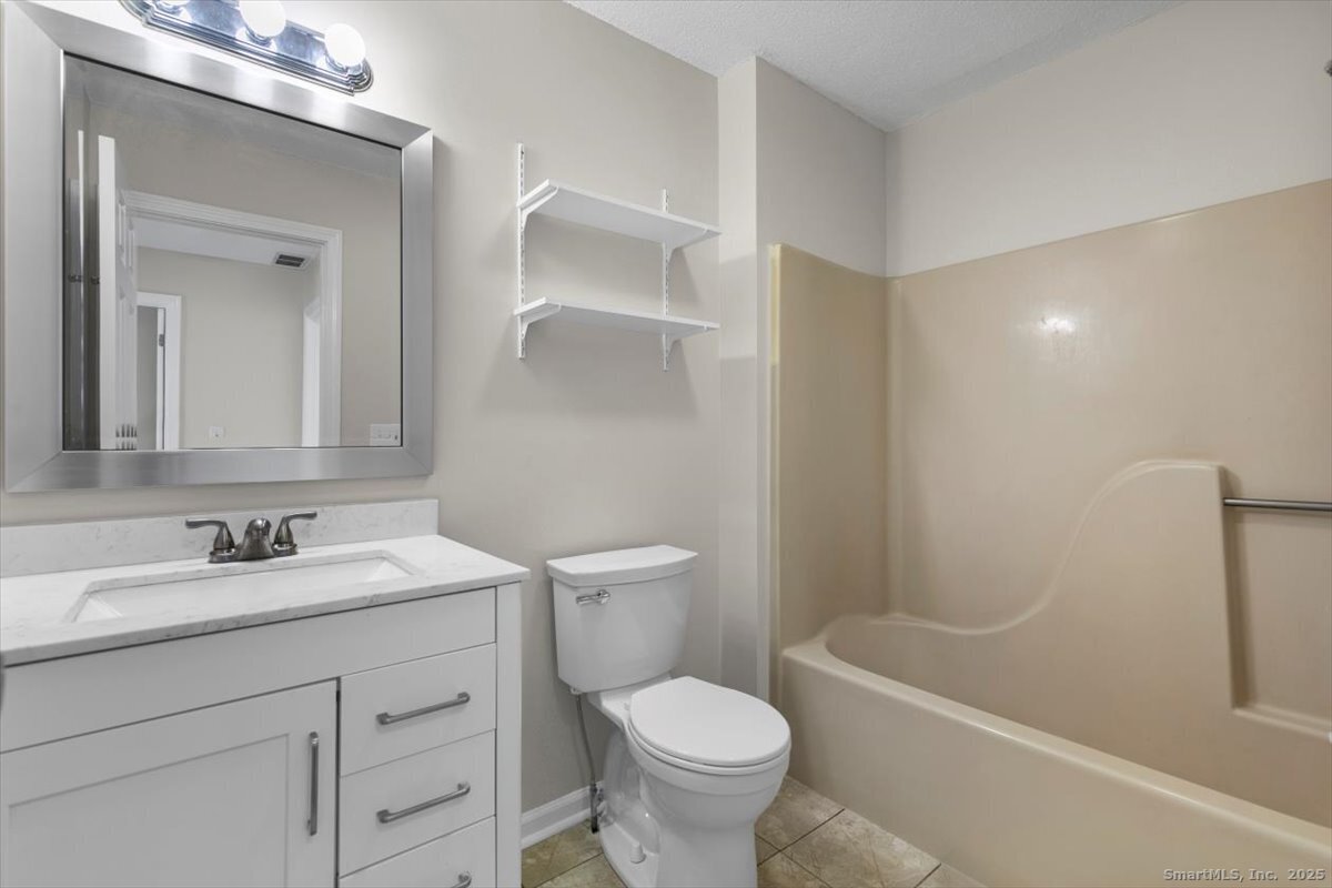 372 Old Rock Road 372