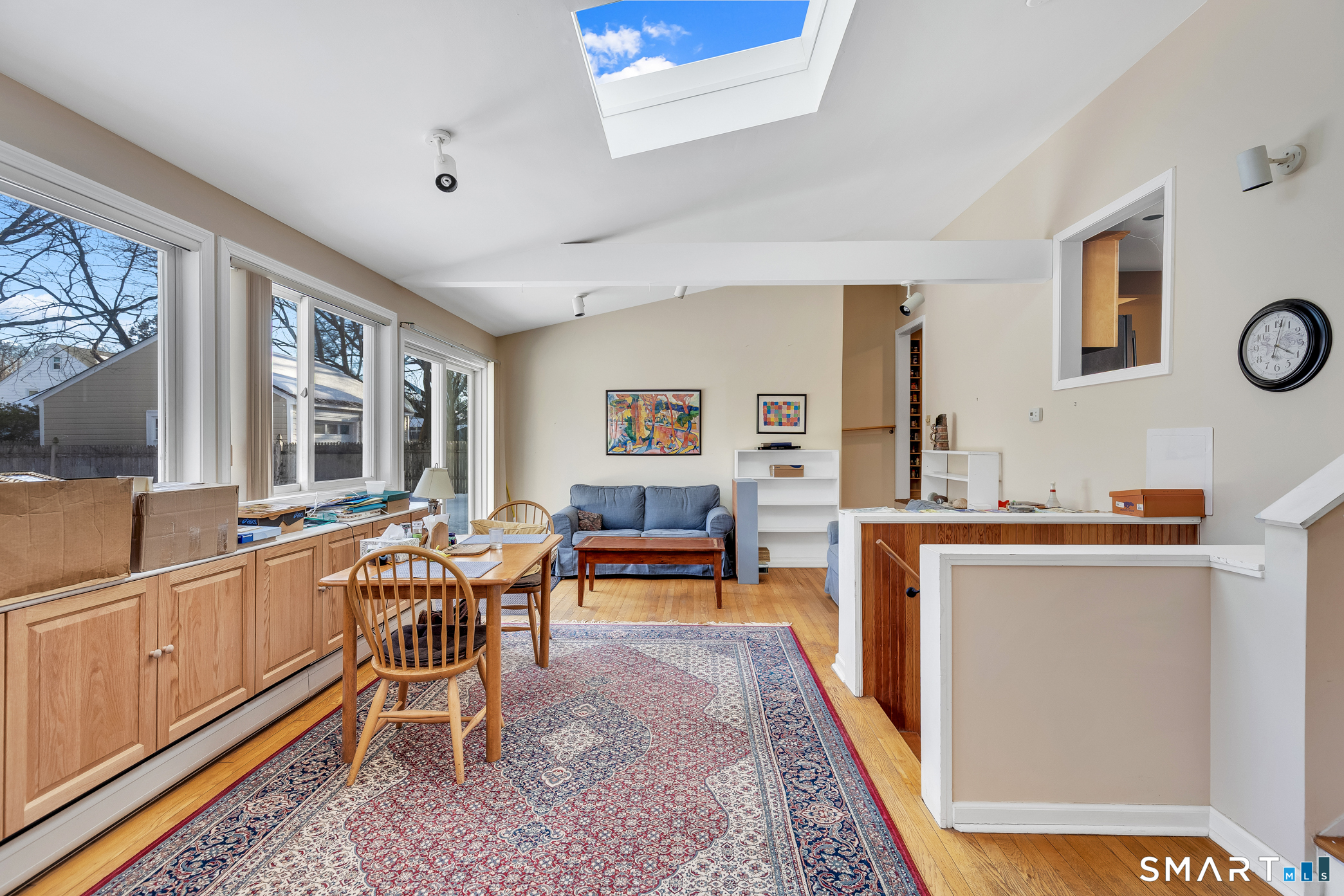 32 Dawes Avenue
