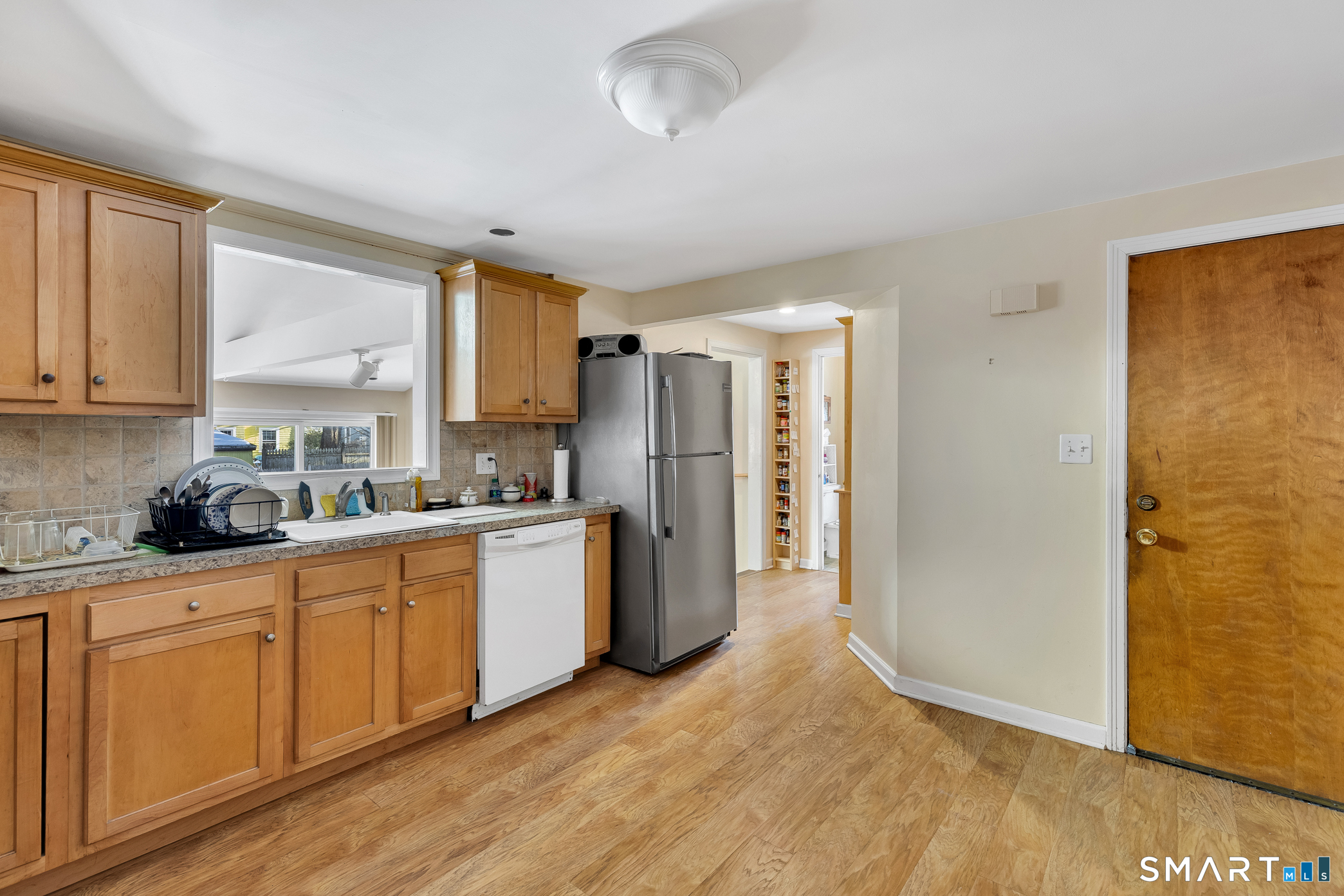 32 Dawes Avenue