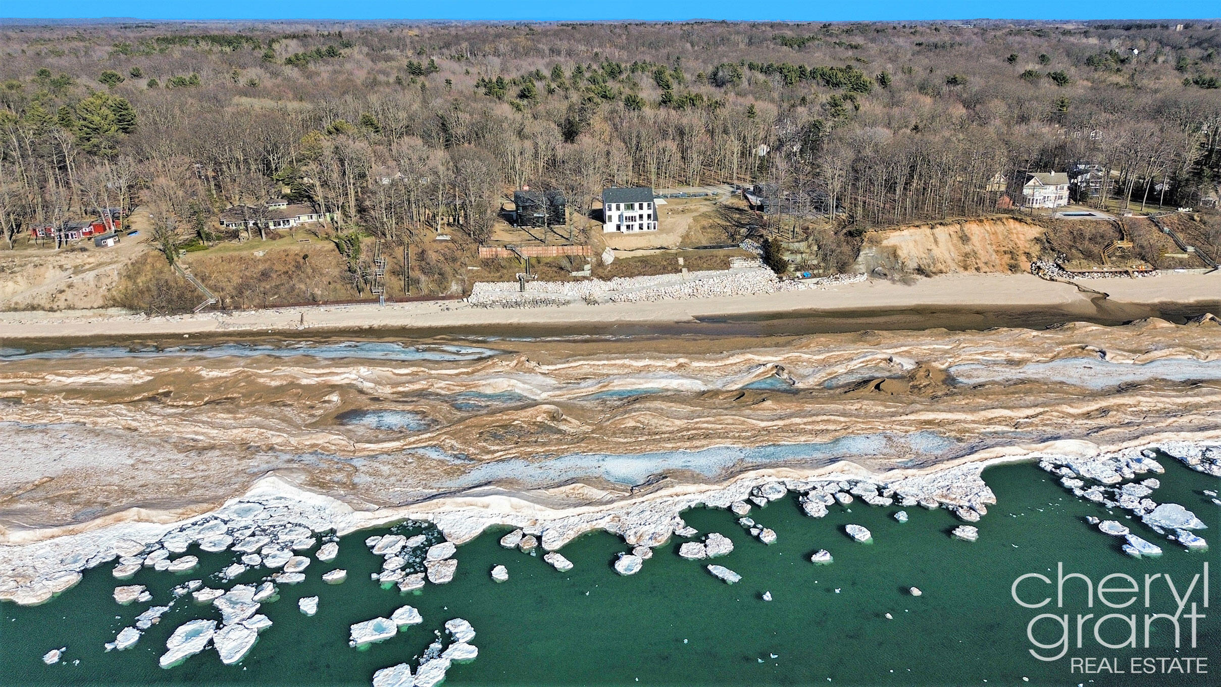 2578 2576, 2572 Lakeshore Drive