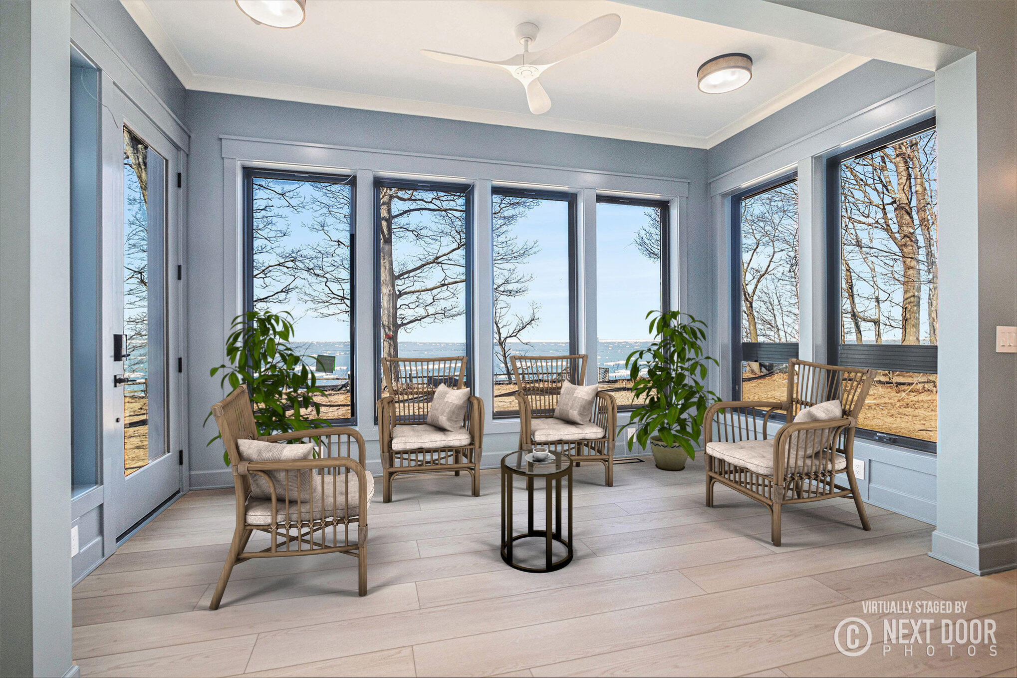 2578 Lakeshore Drive