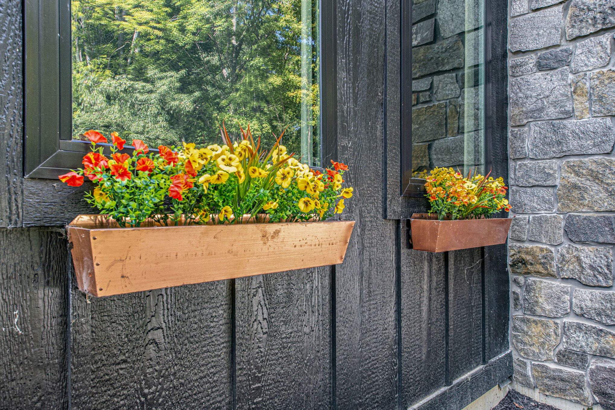 2578 Lakeshore Drive