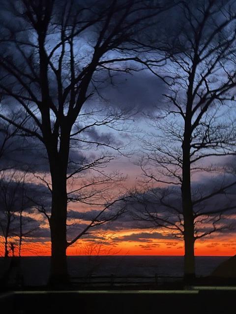 2578 Lakeshore Drive