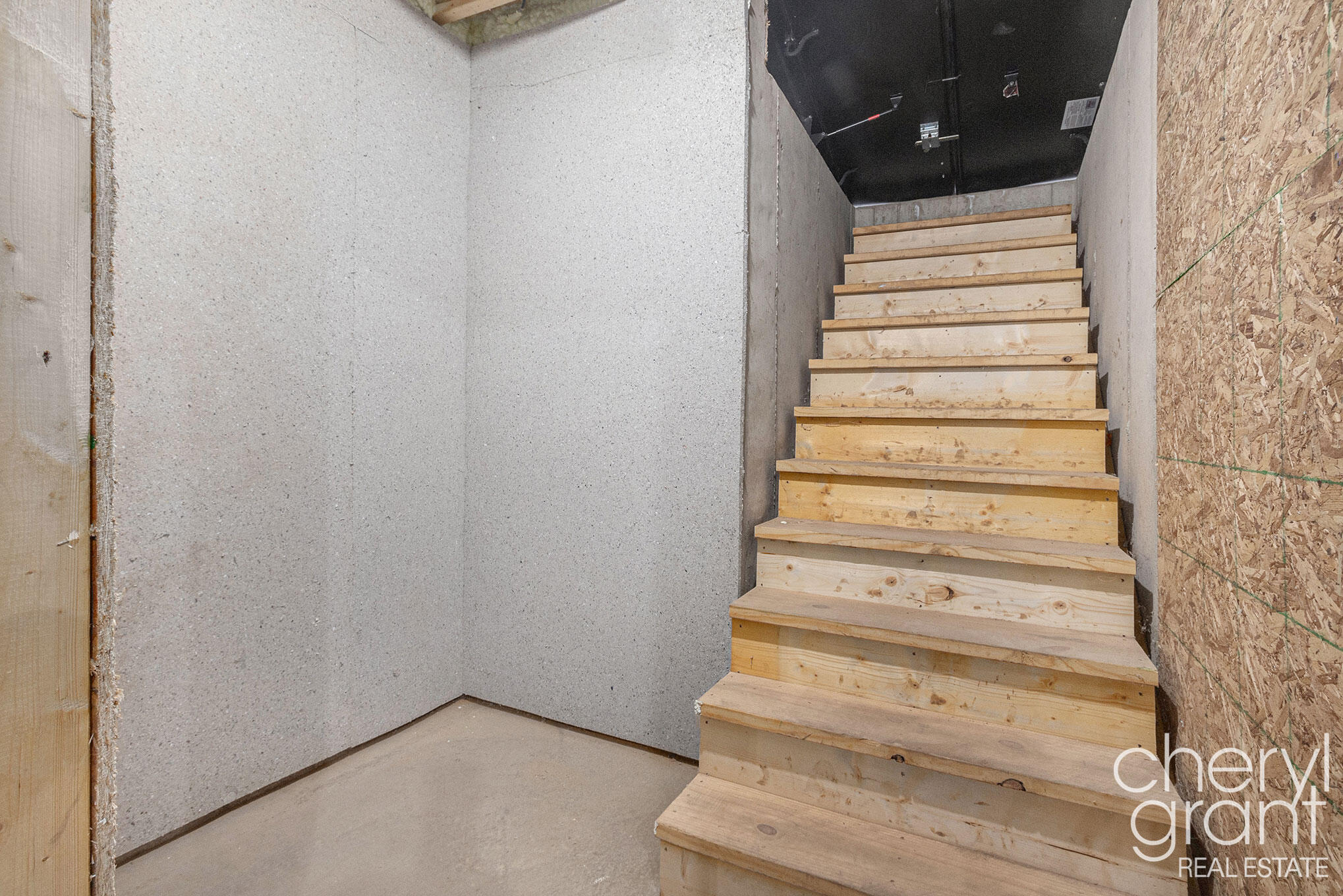 2578 Lakeshore Drive