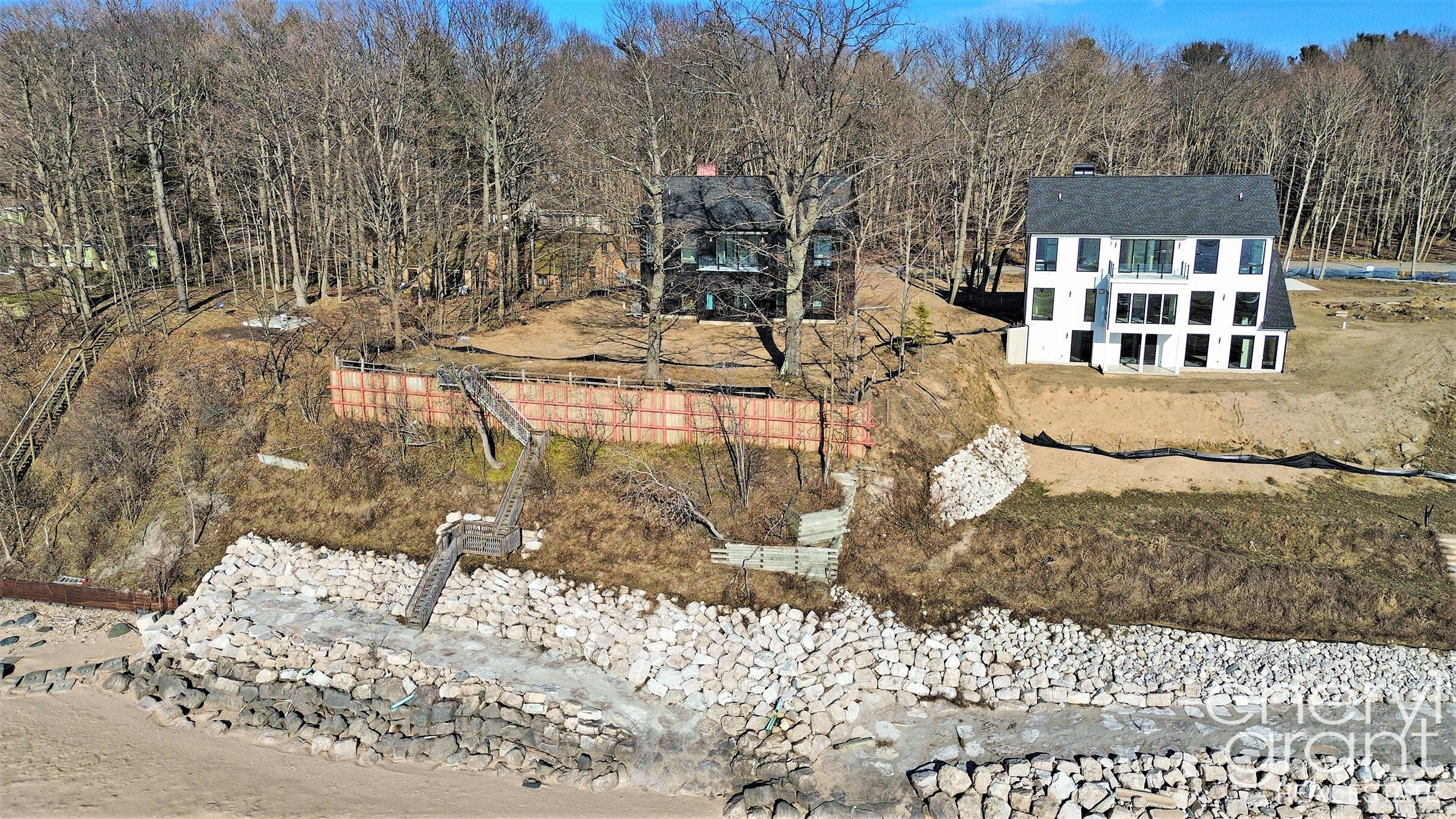 2578 Lakeshore Drive