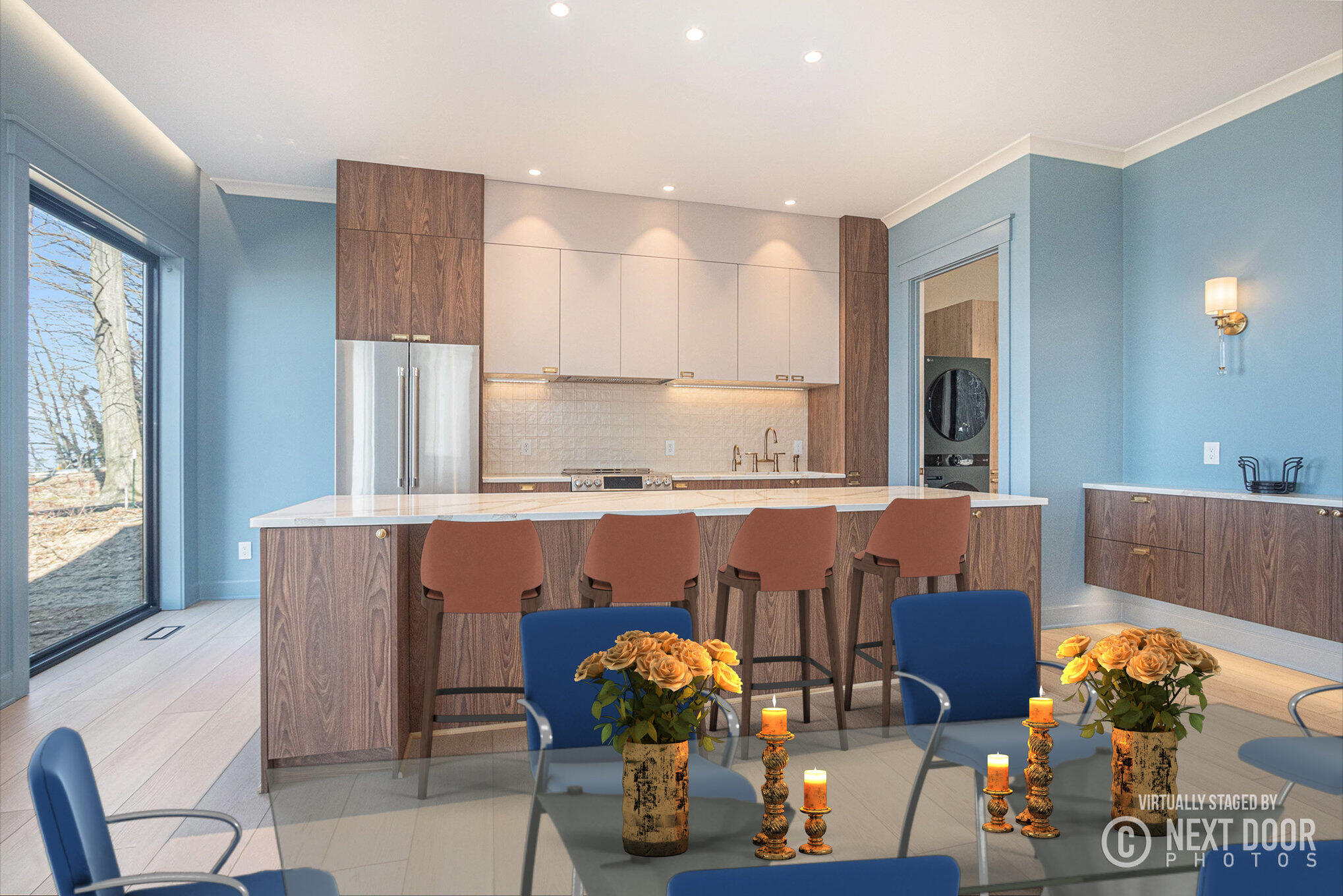 2578 Lakeshore Drive