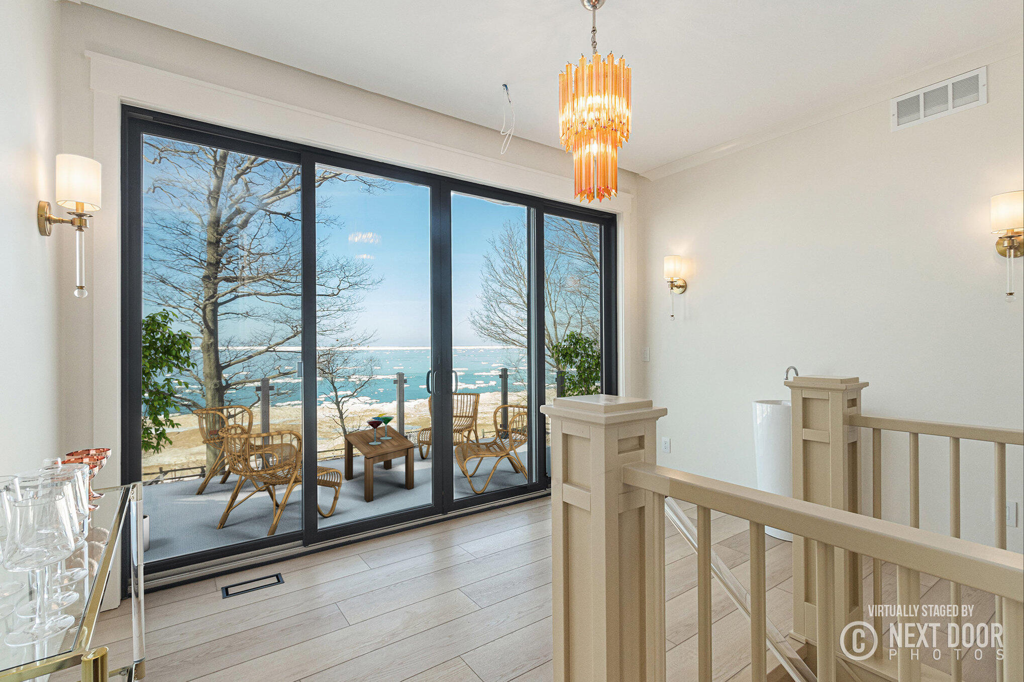 2578 Lakeshore Drive