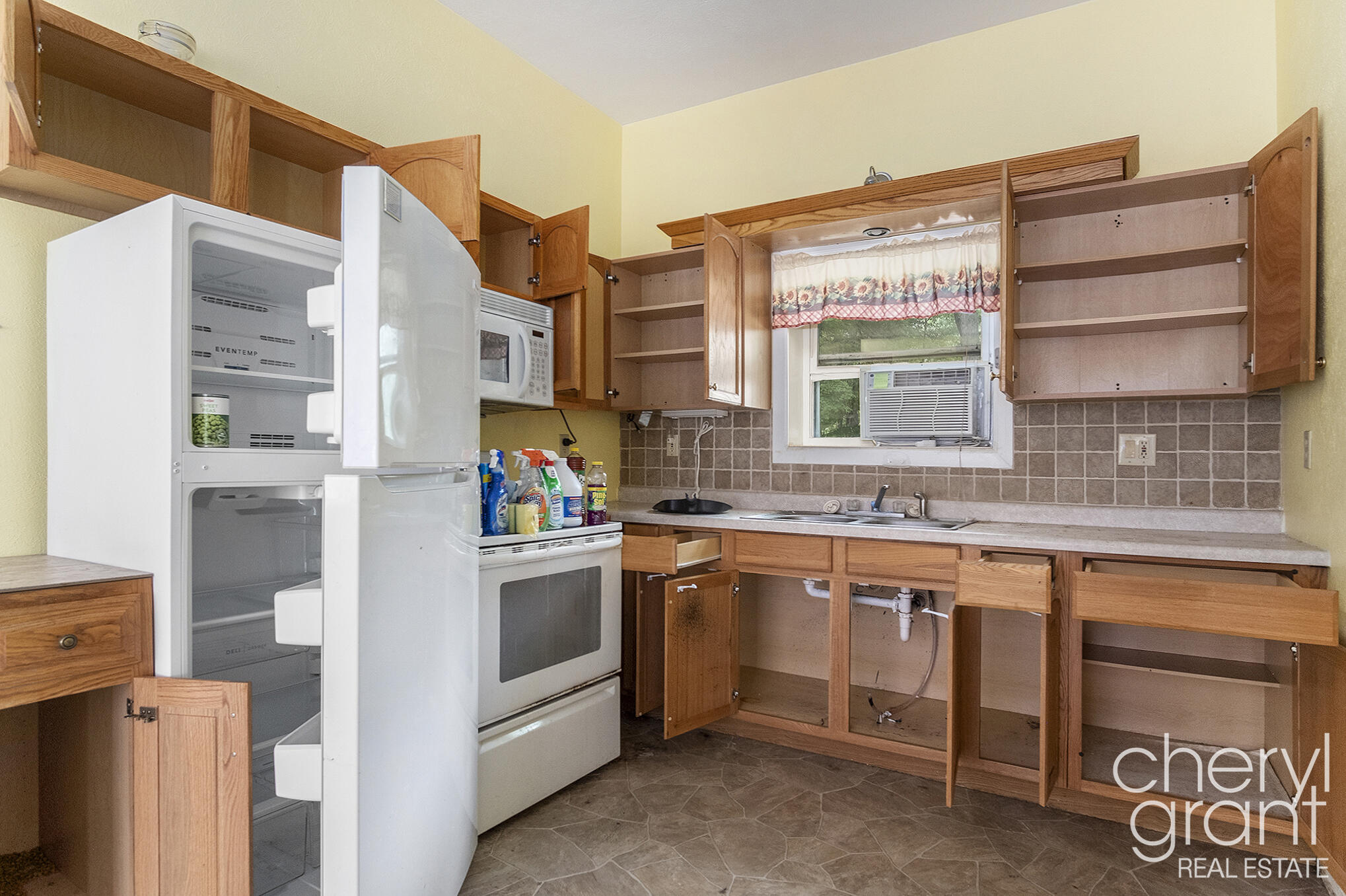 9151 St Ives Drive