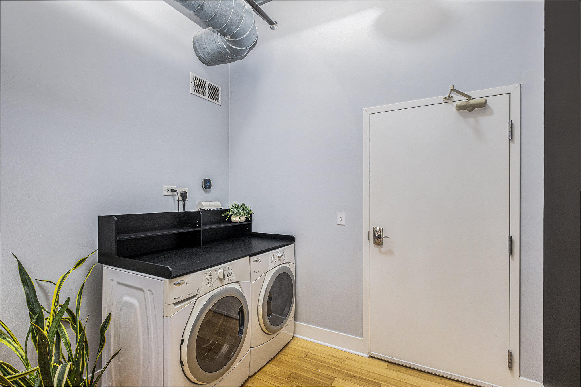 56 Monroe Center Street NW, #6, Grand Rapids Unit: #6