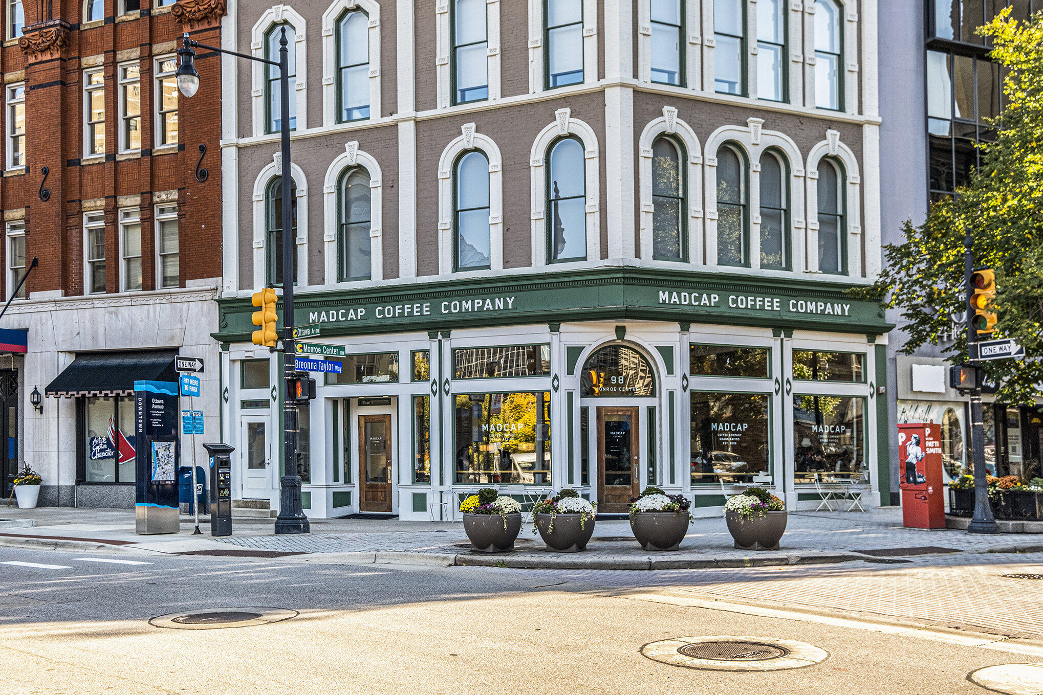 56 Monroe Center Street NW, #6, Grand Rapids Unit: #6