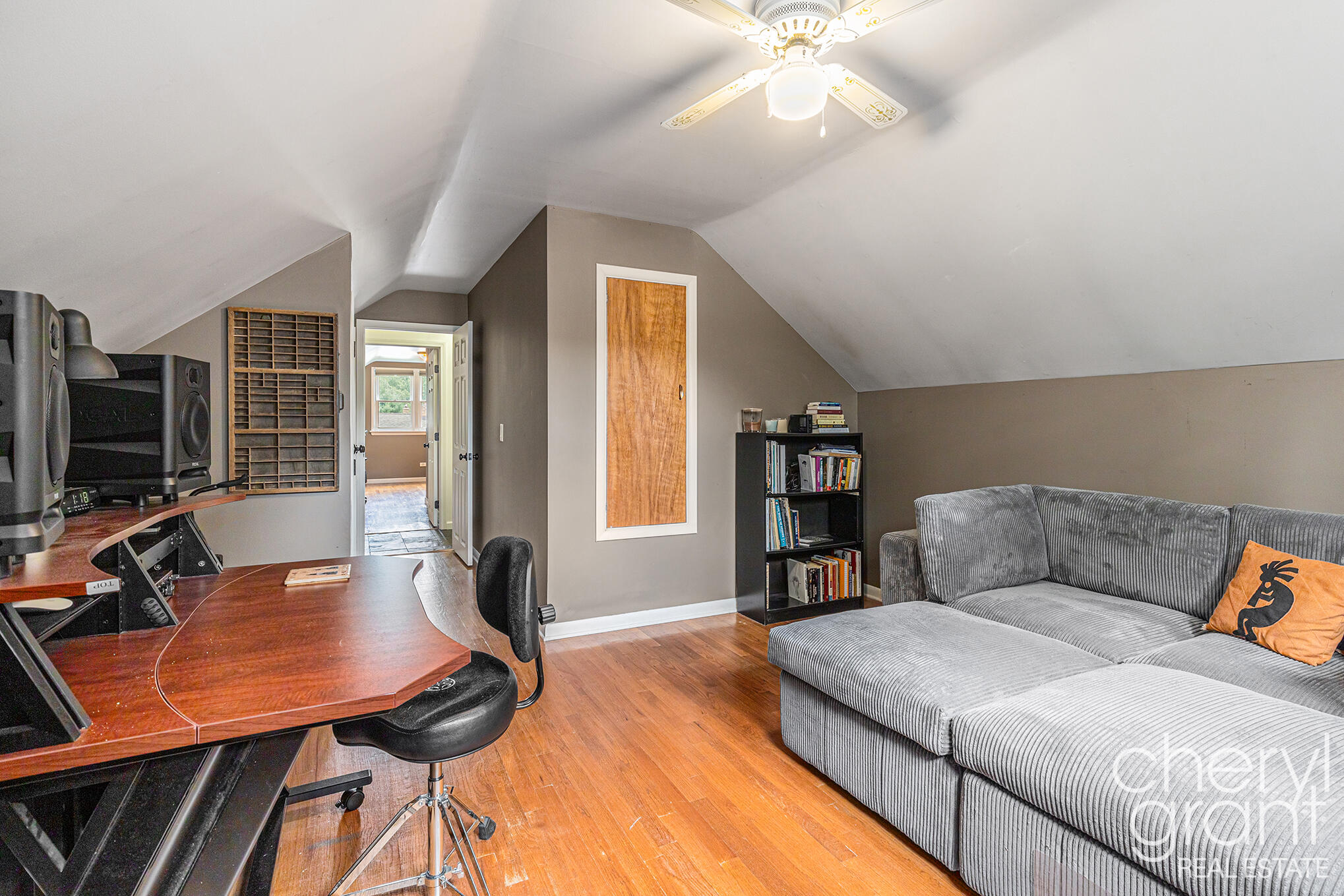 3258 Sunnyhill Street NE