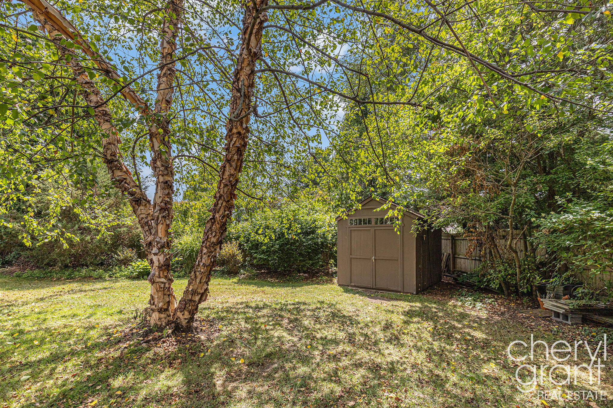 3258 Sunnyhill Street NE