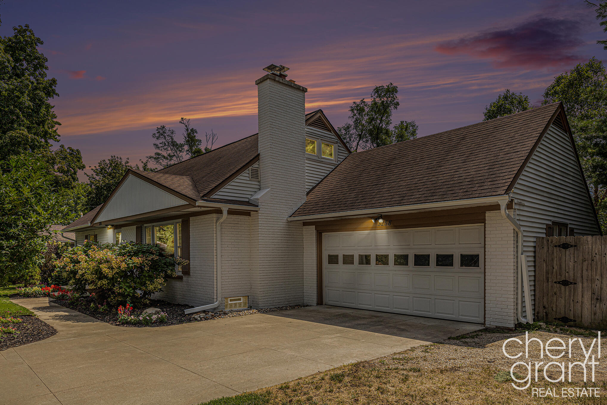 3258 Sunnyhill Street NE