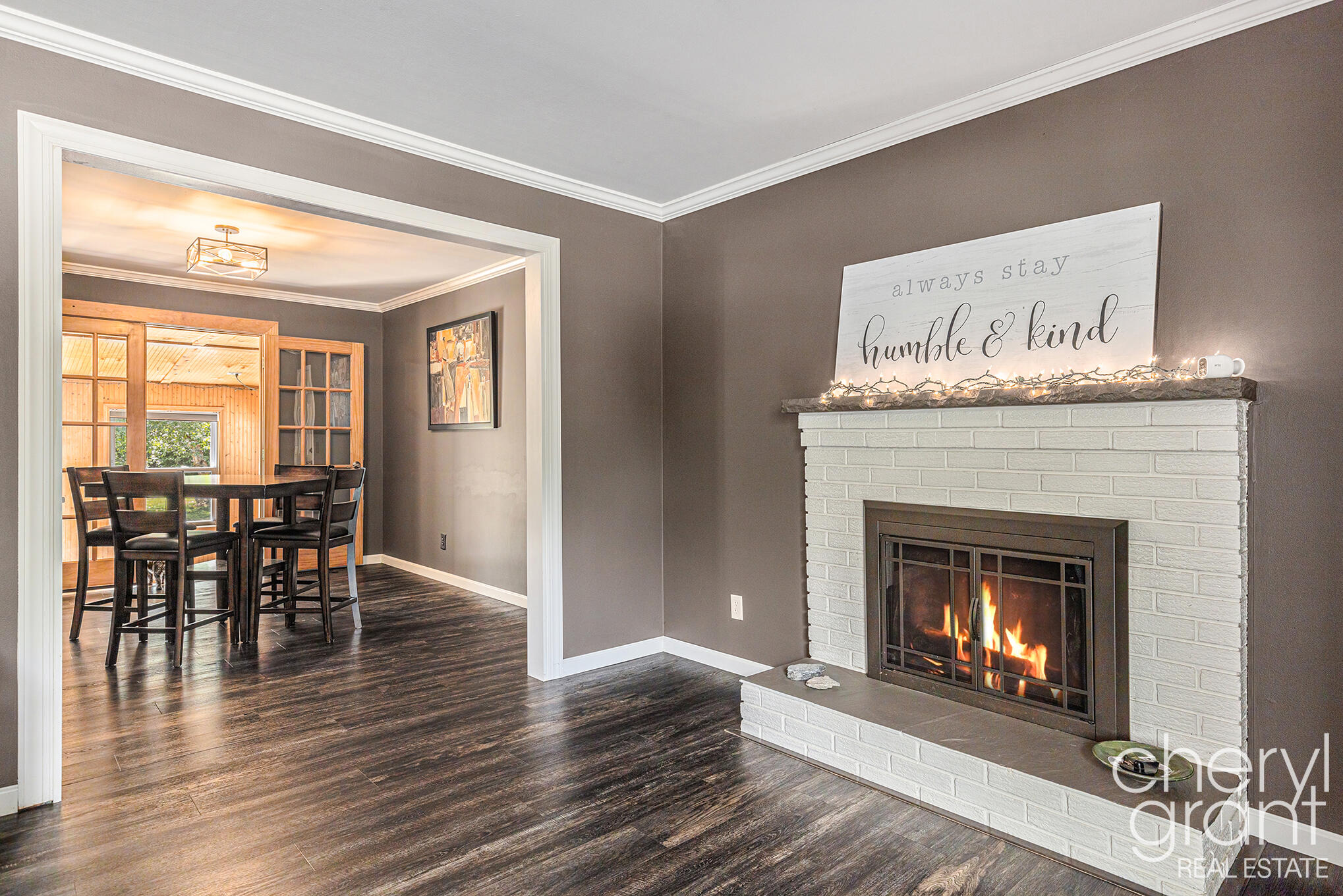 3258 Sunnyhill Street NE