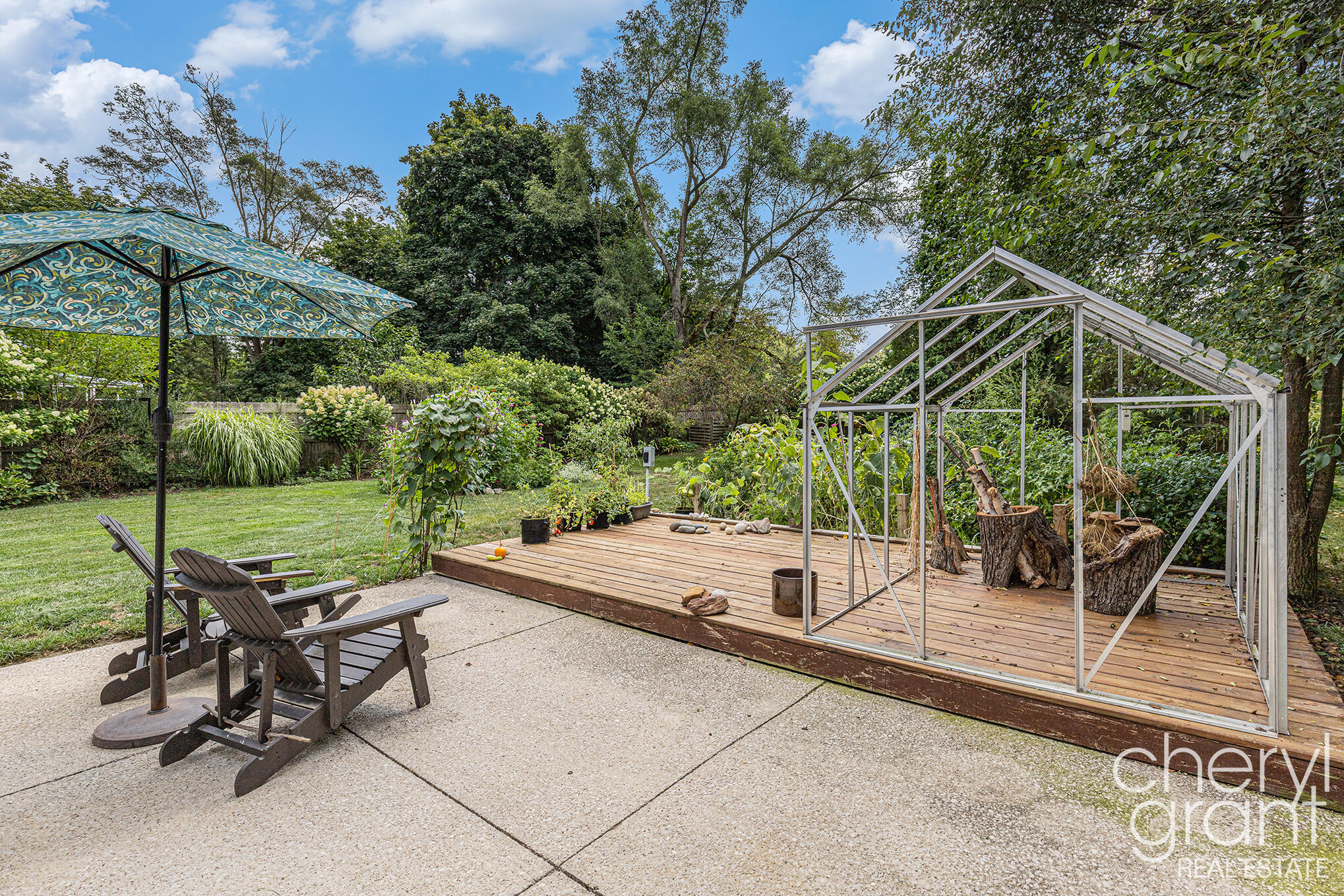 3258 Sunnyhill Street NE