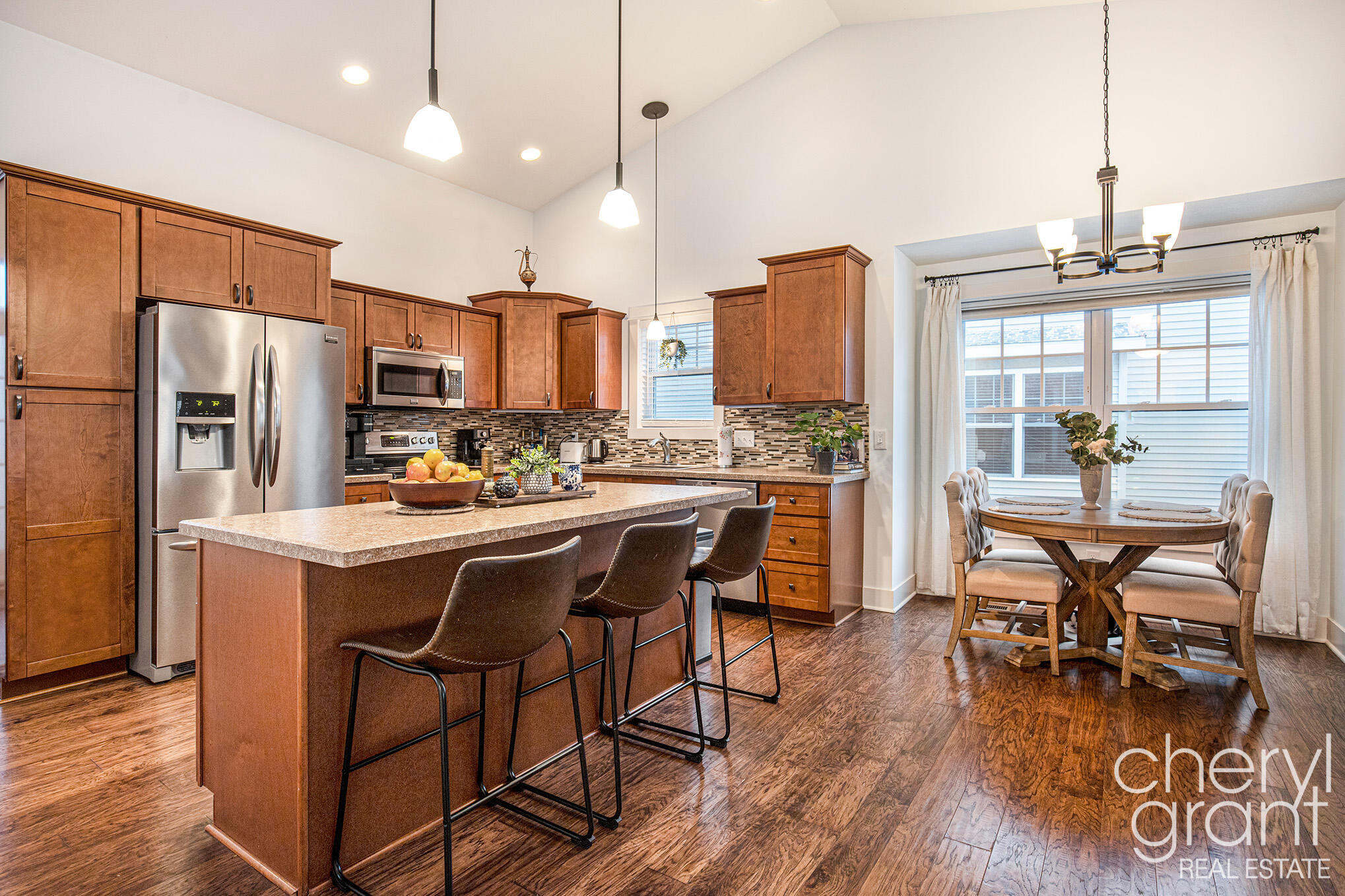 6556 Gracepoint Drive SE