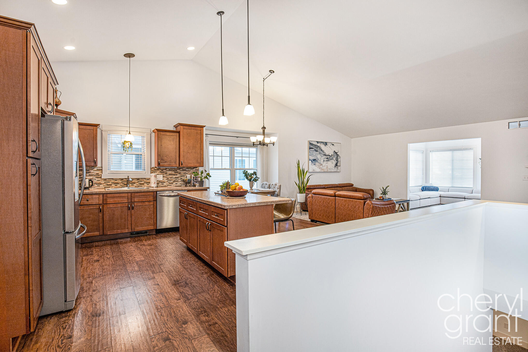 6556 Gracepoint Drive SE