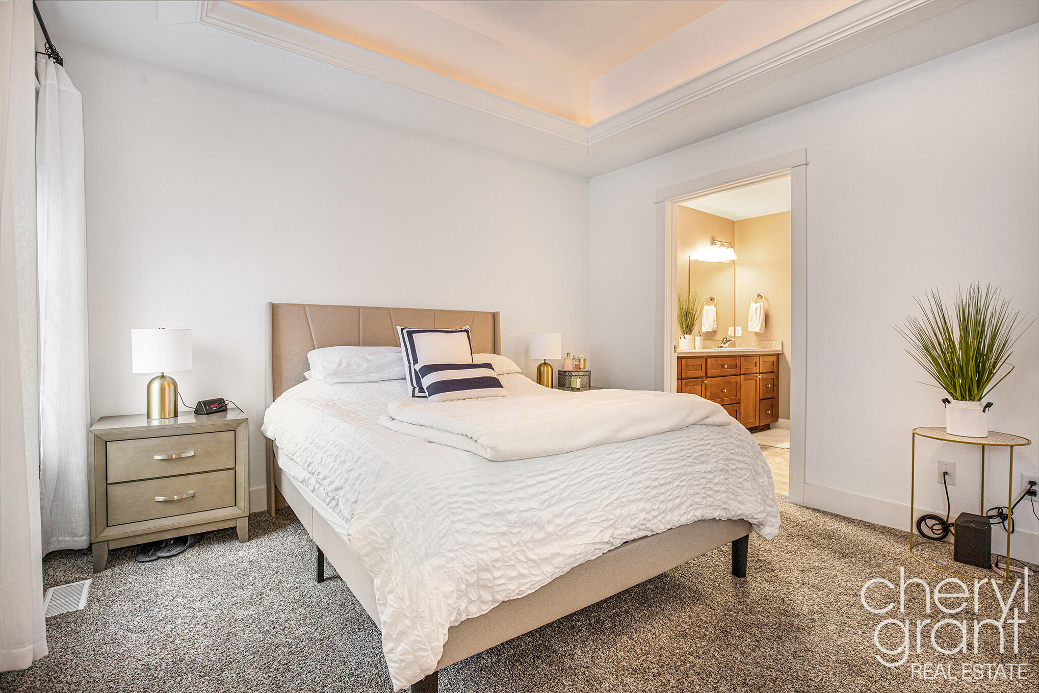 6556 Gracepoint Drive SE