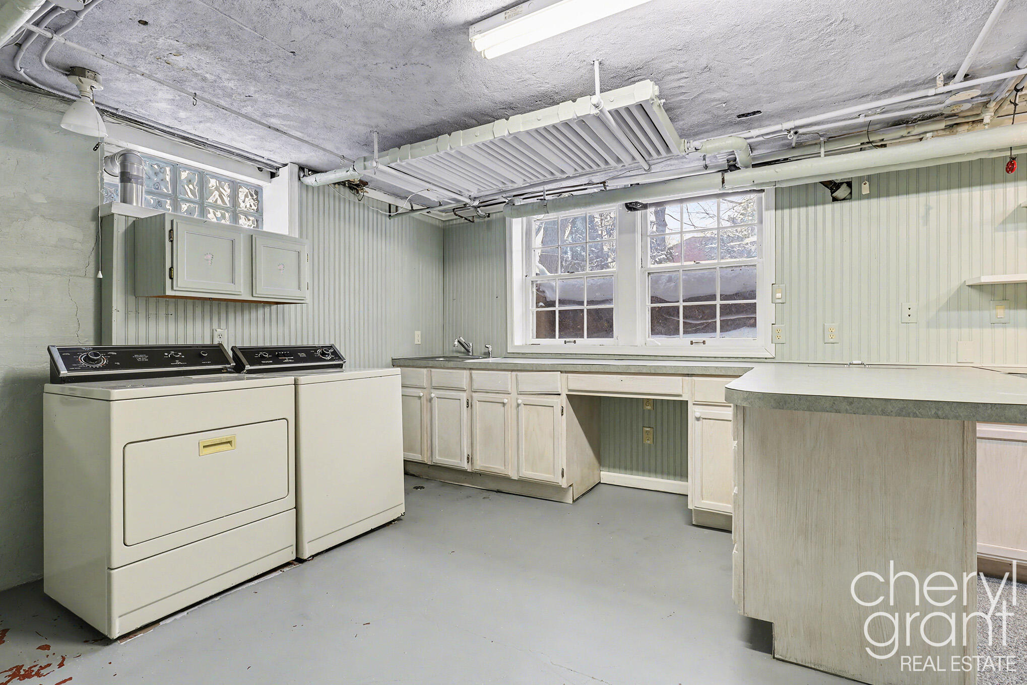 618 Laurel Avenue SE