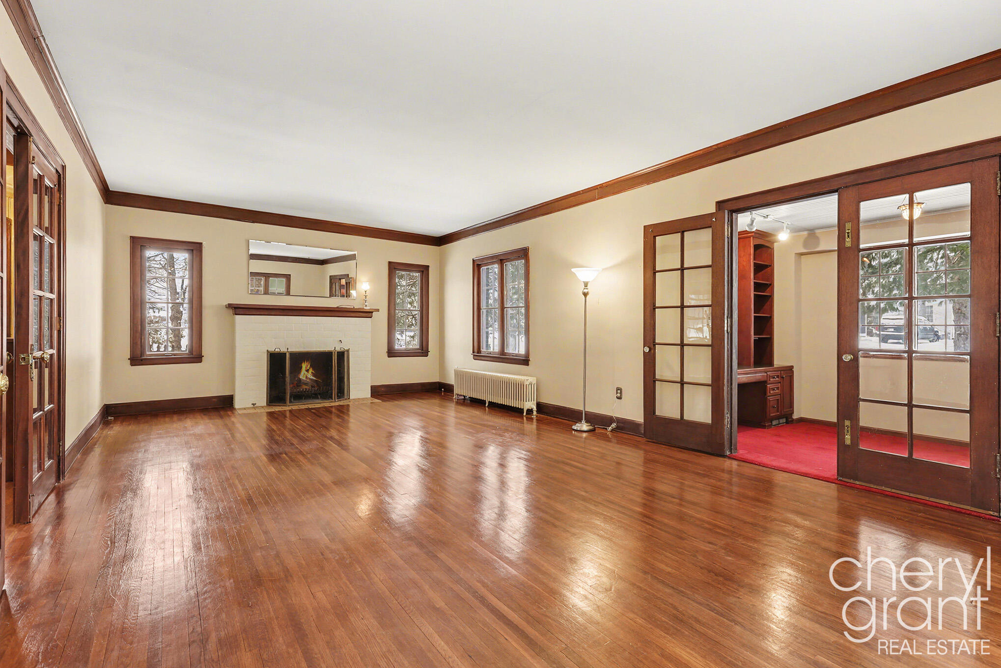 618 Laurel Avenue SE