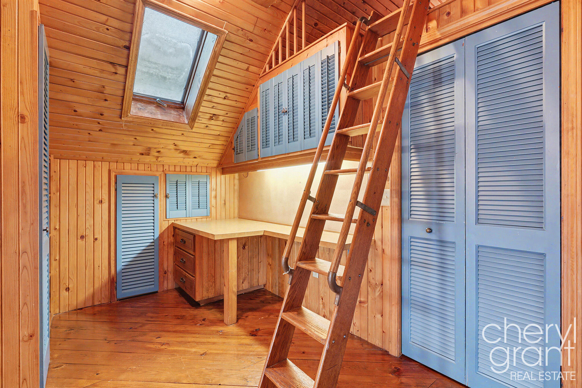 618 Laurel Avenue SE