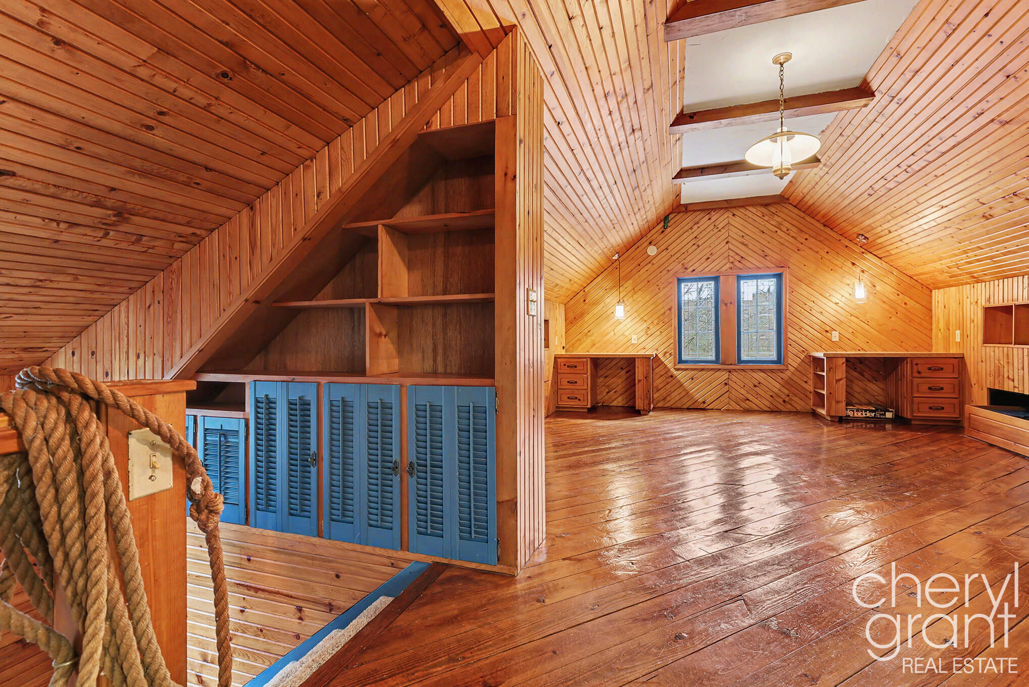 618 Laurel Avenue SE